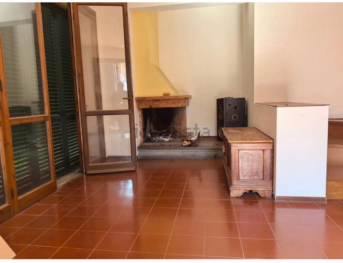 Appartamento con terrazzi a Ponsacco