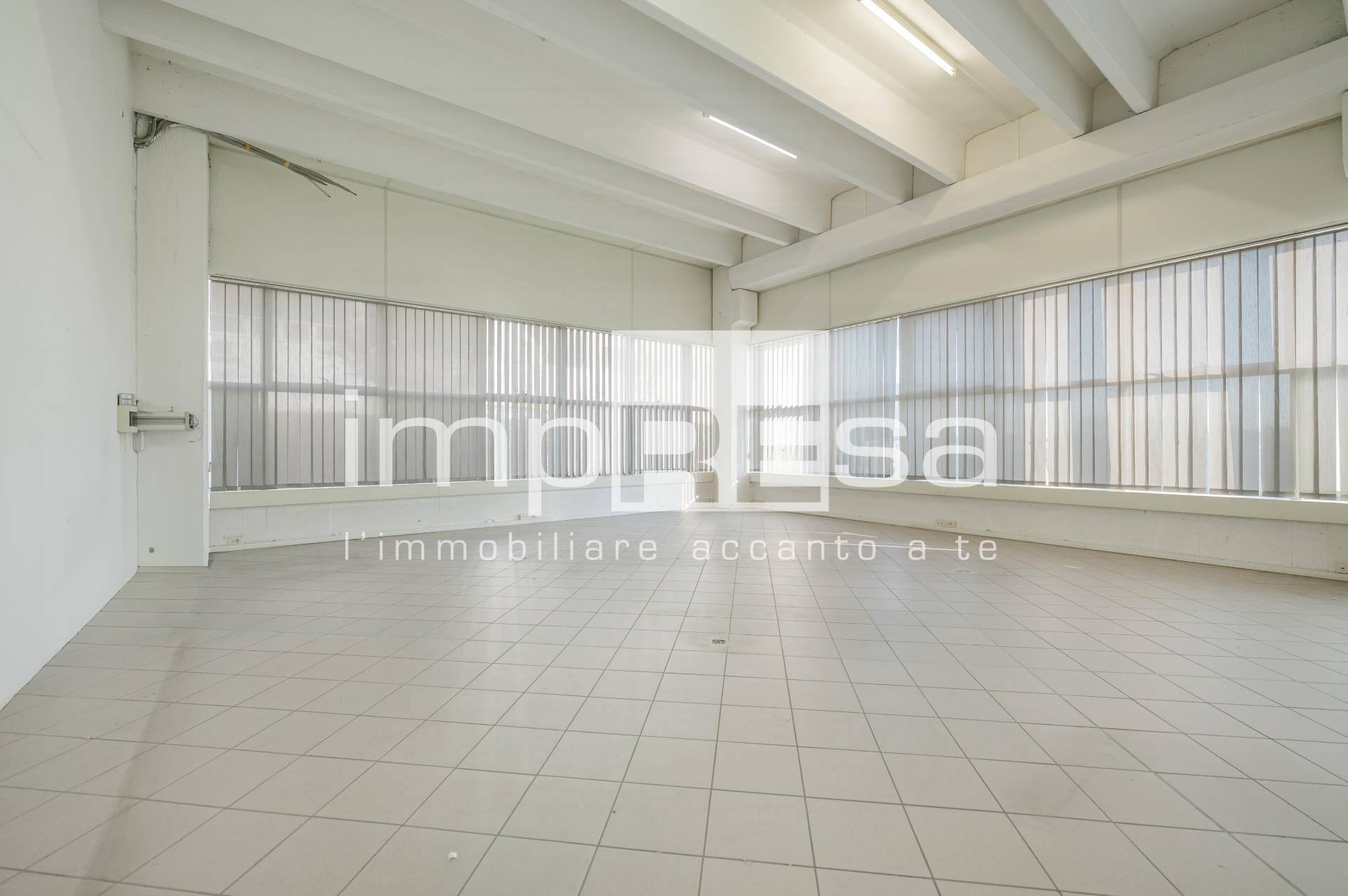 Locale commerciale in affitto a Mogliano Veneto