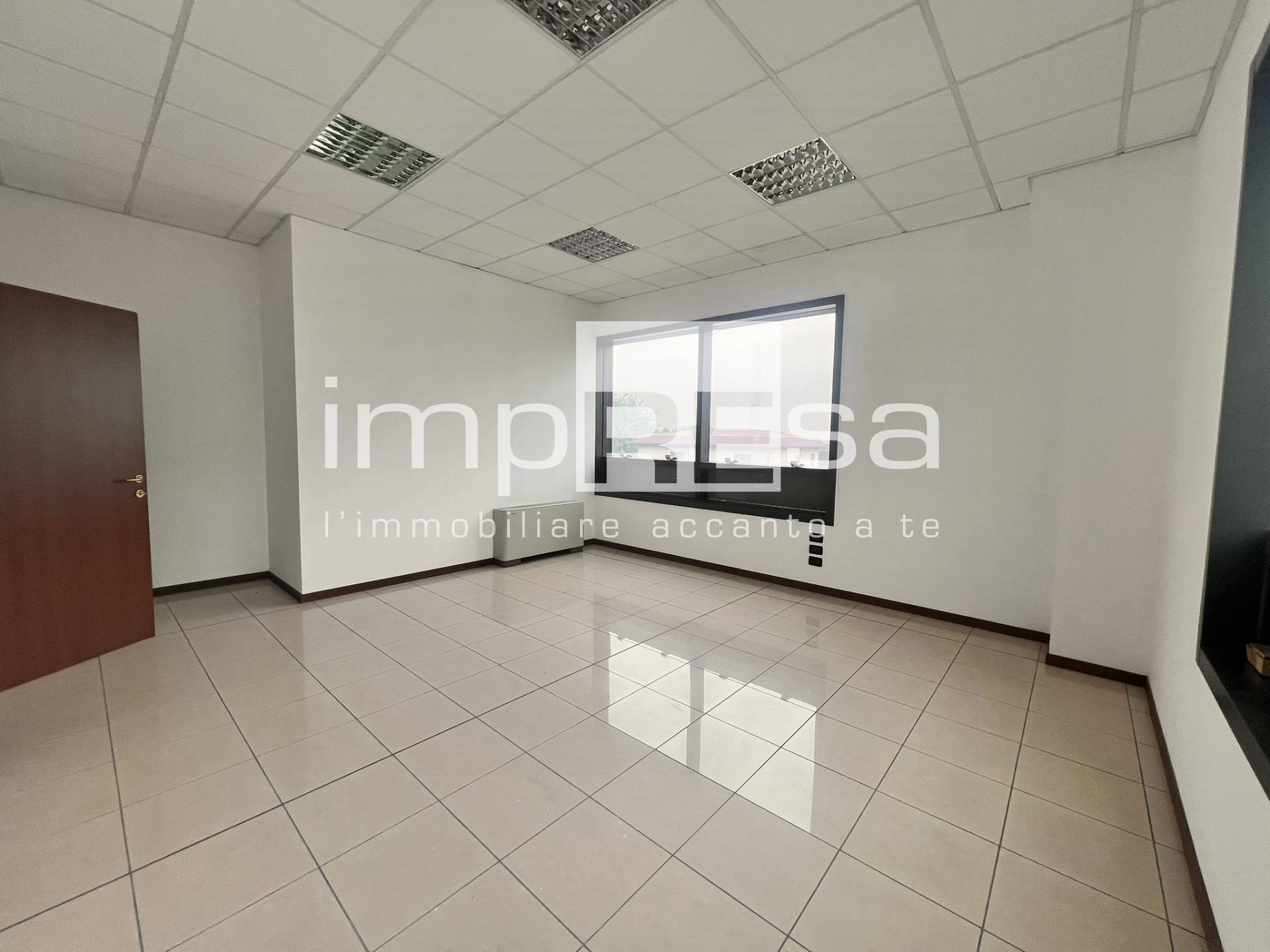 Ufficio in affitto a Marcon, Colmello