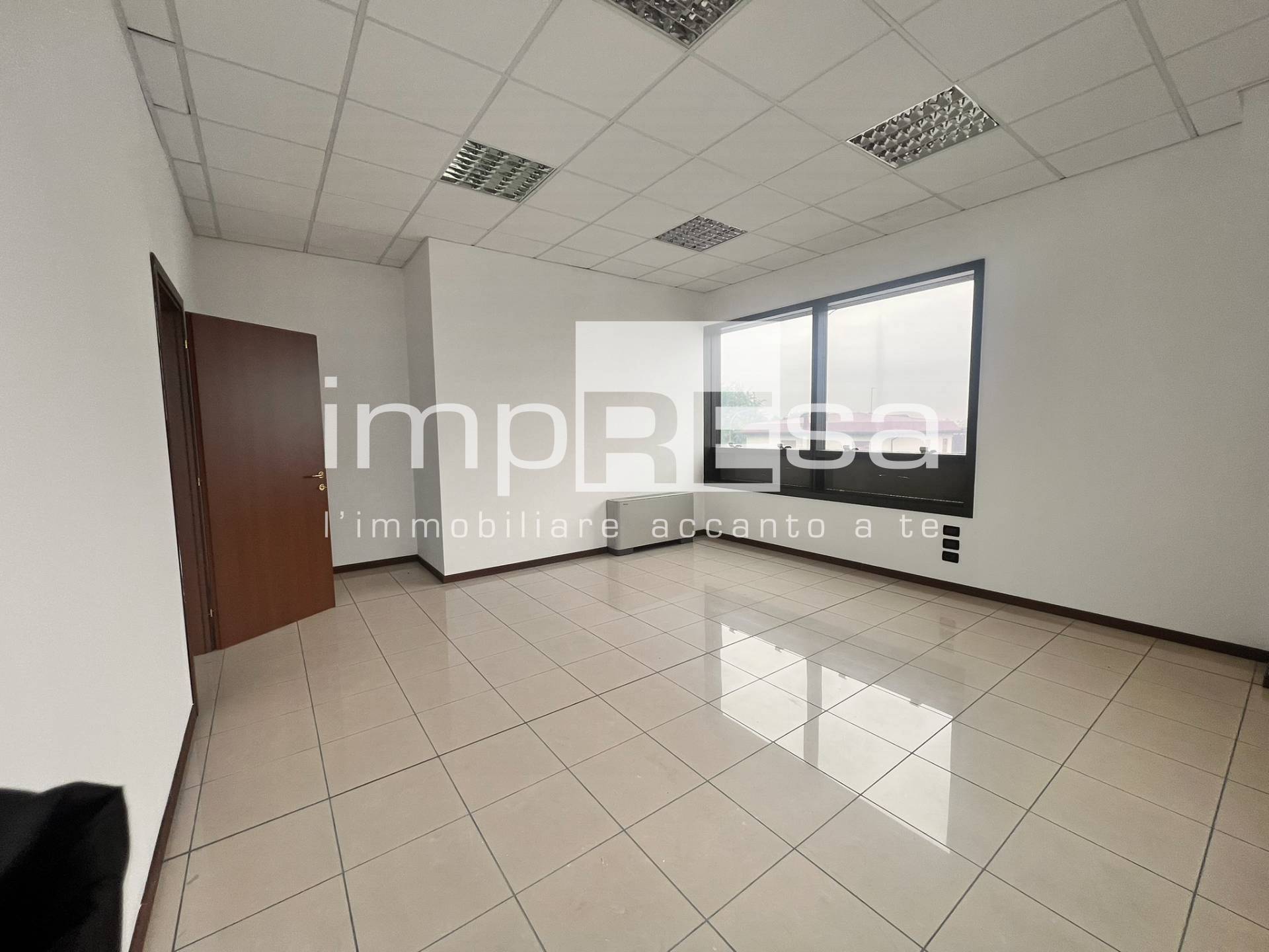 Ufficio in affitto a Marcon, Colmello