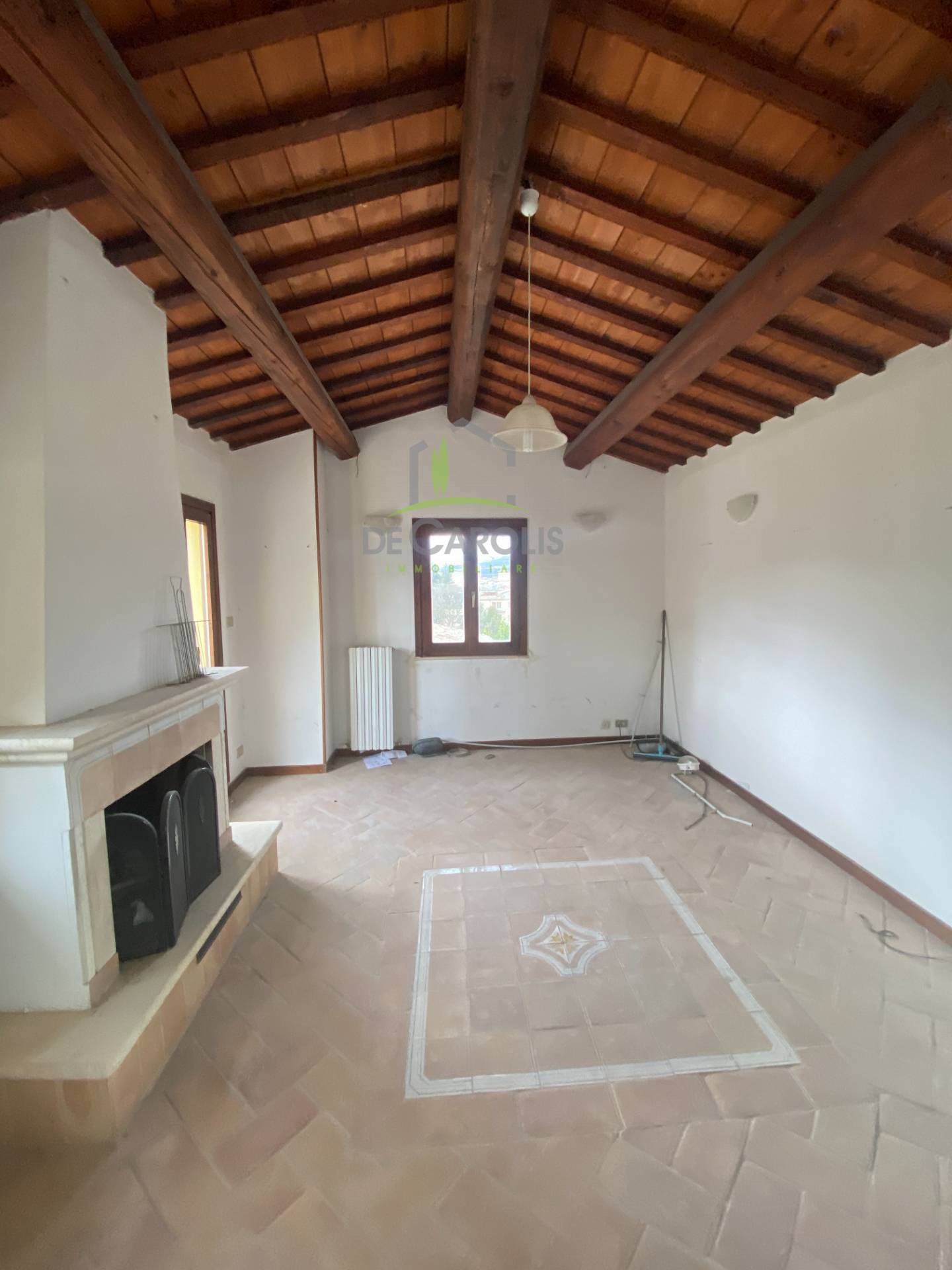 Appartamento con terrazzo, Ascoli Piceno centro storico