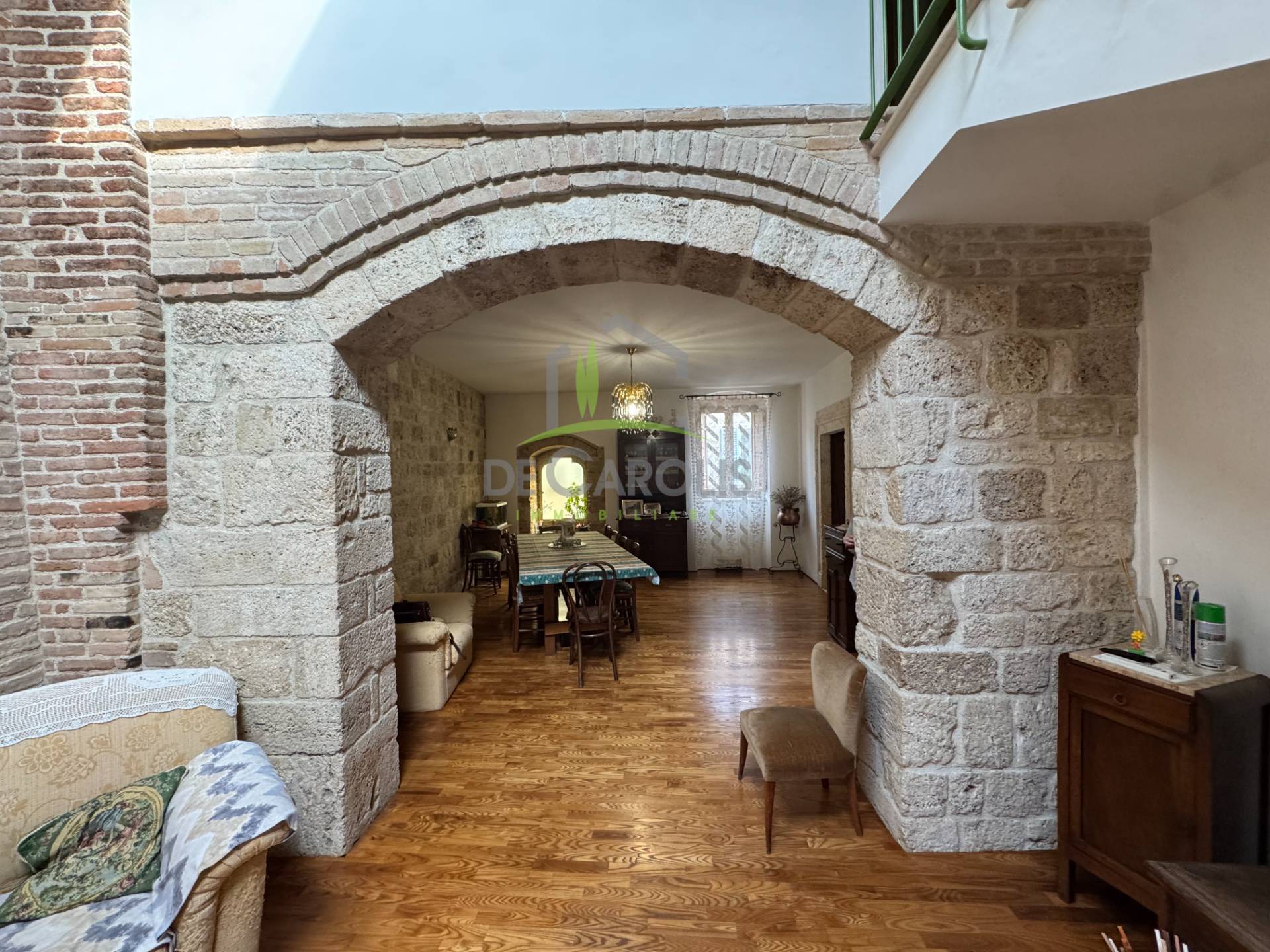 Casa indipendente con terrazzo, Ascoli Piceno centro storico