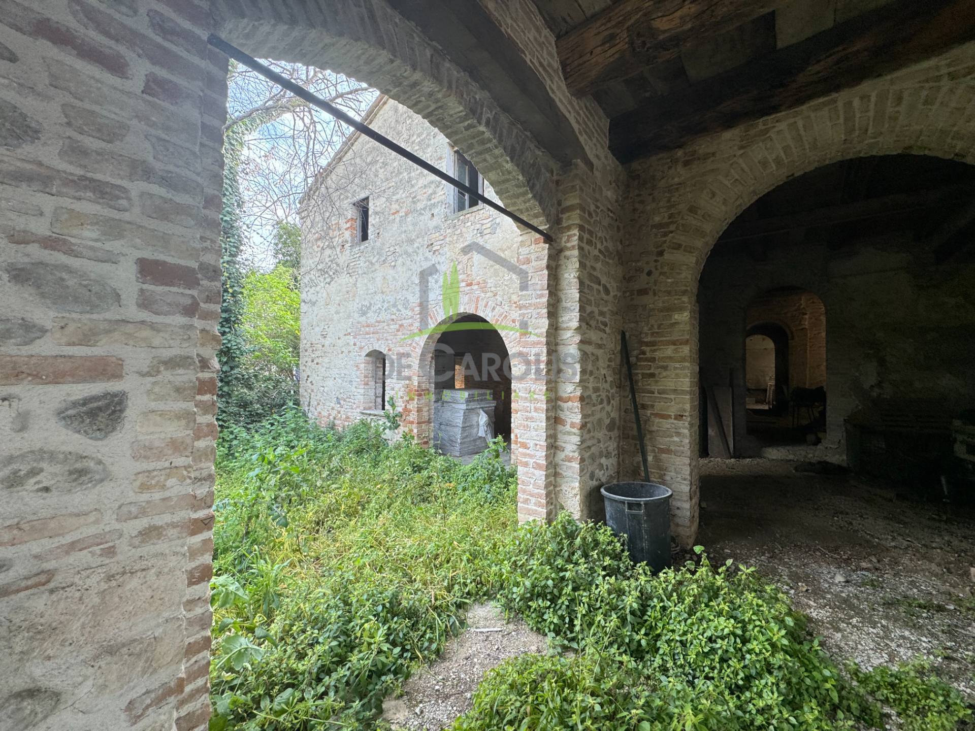 Borgo in vendita a Ascoli Piceno, Campolungo