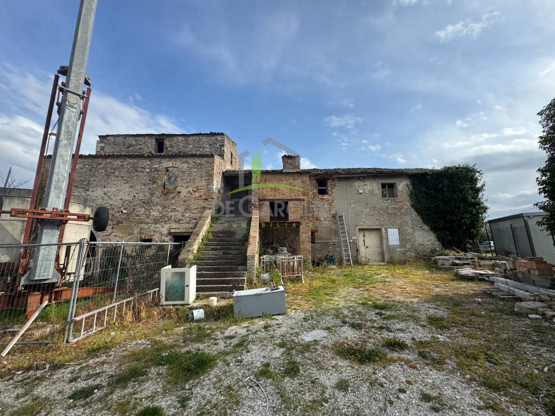Borgo in vendita a Ascoli Piceno, Campolungo