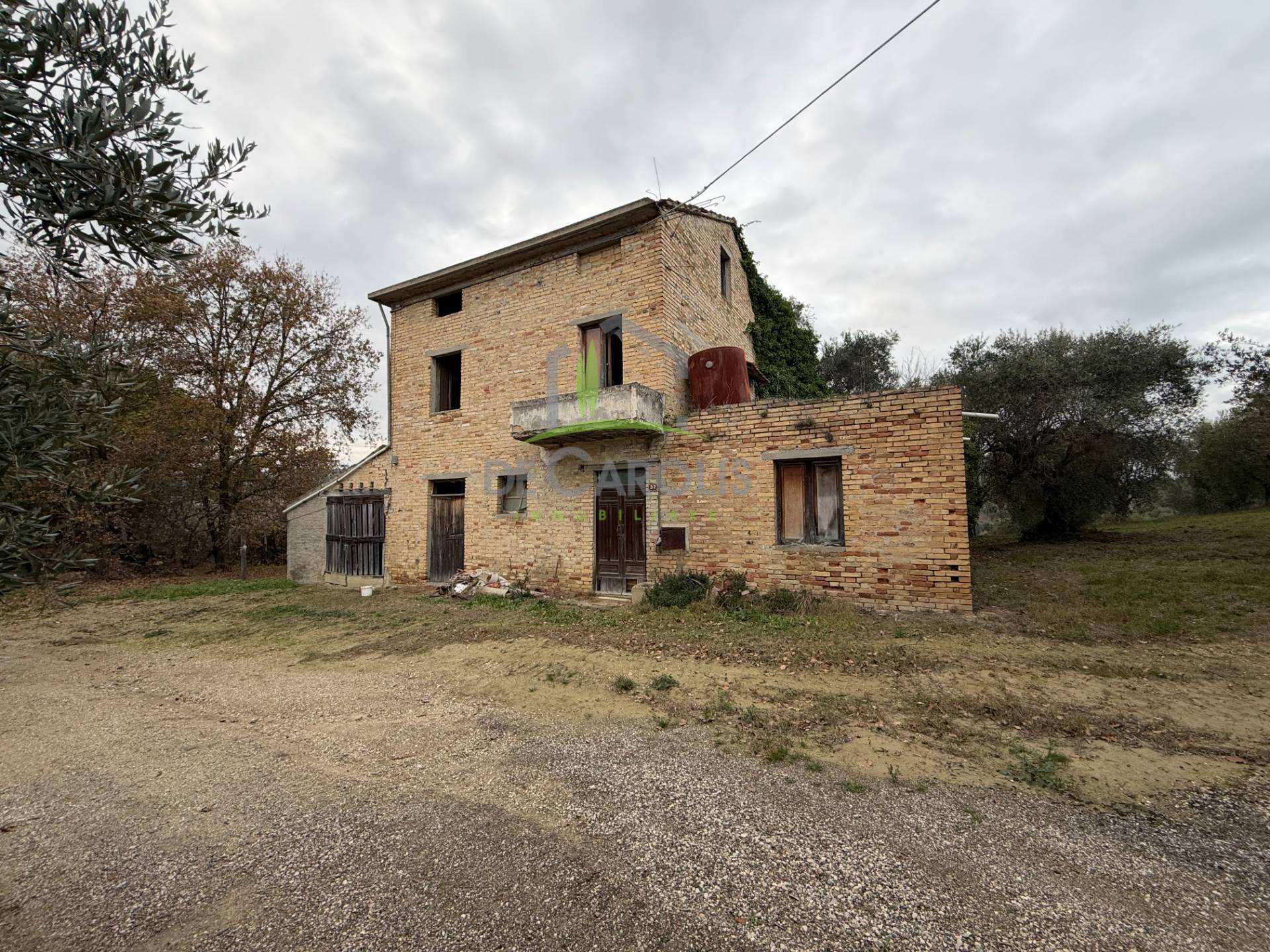 Casa singola in vendita a Castorano, Rocchetta