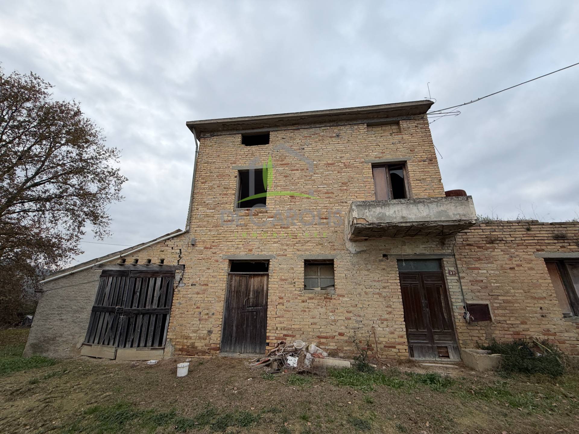 Casa singola in vendita a Castorano, Rocchetta