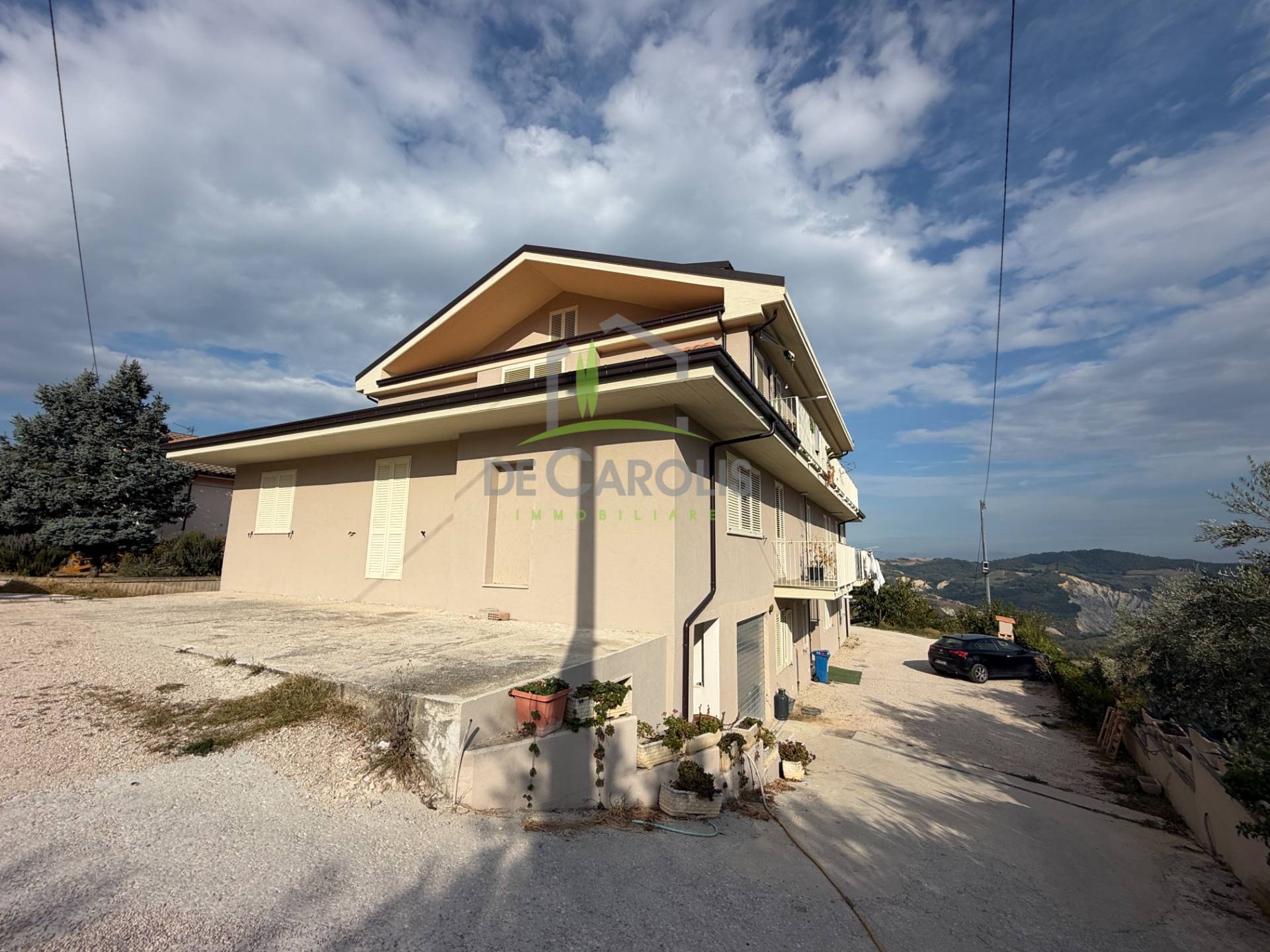 Appartamento in vendita a Castignano, Ripaberarda