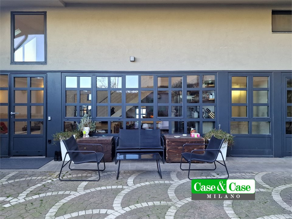 Villa classe A4 a Milano