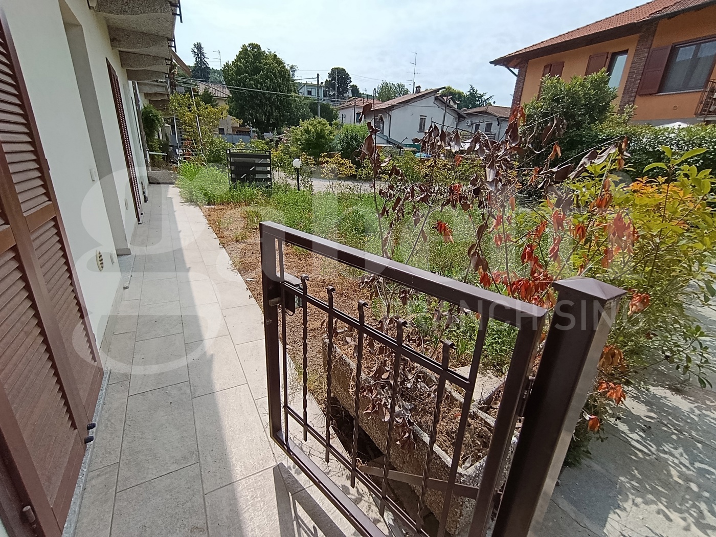 Bilocale con giardino a Vergiate