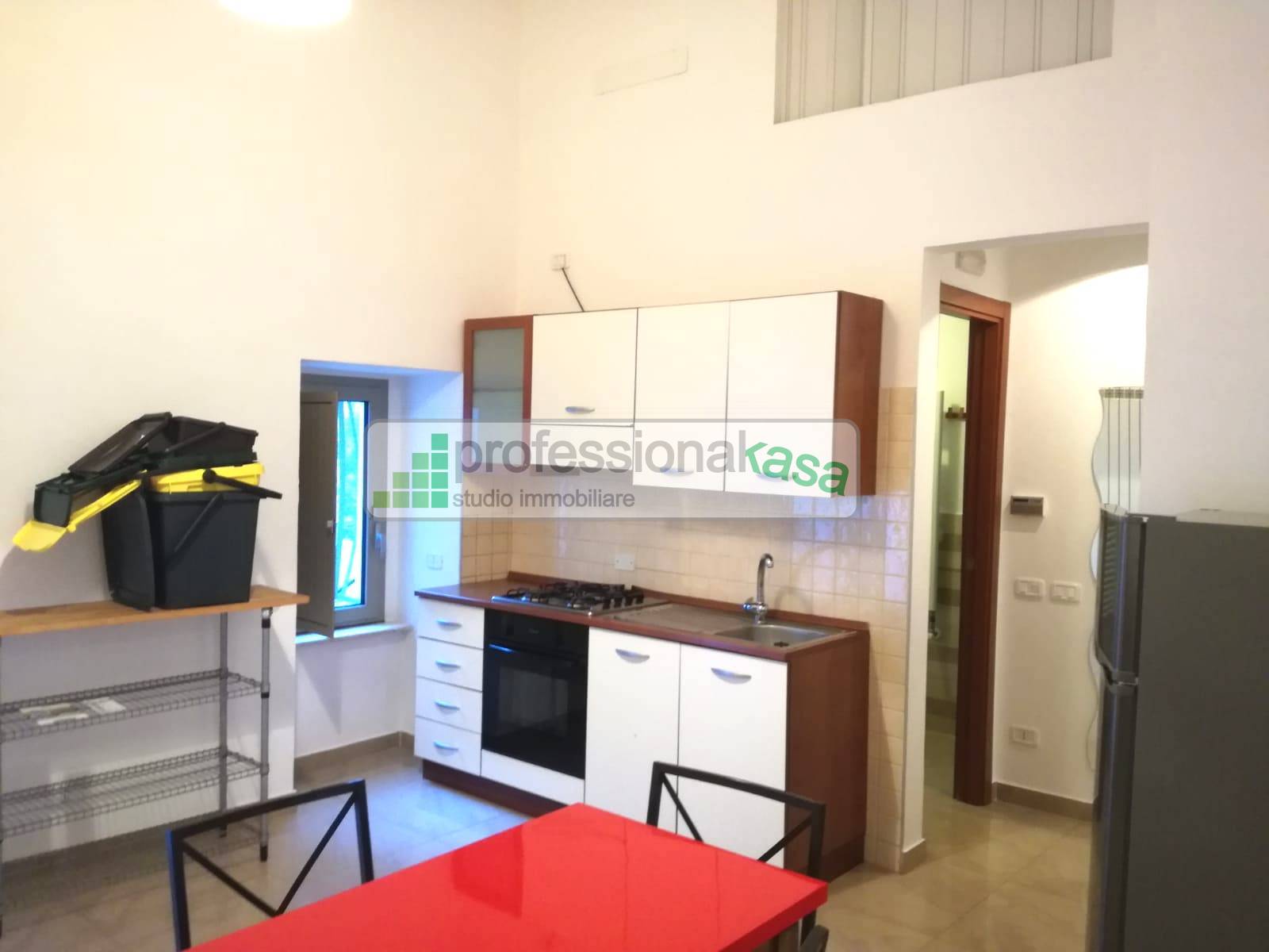 Appartamento con ingresso indipendente in vendita a Vasto, 1 Centro storico