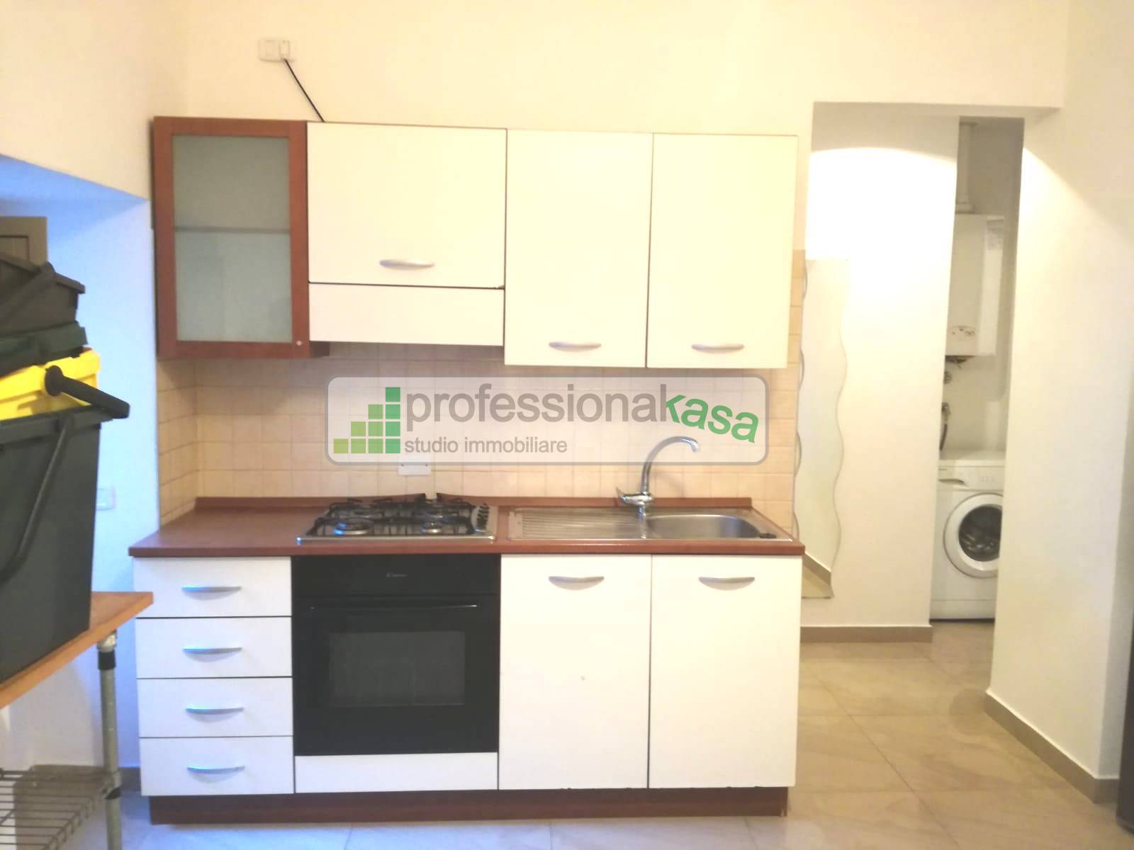 Appartamento con ingresso indipendente in vendita a Vasto, 1 Centro storico