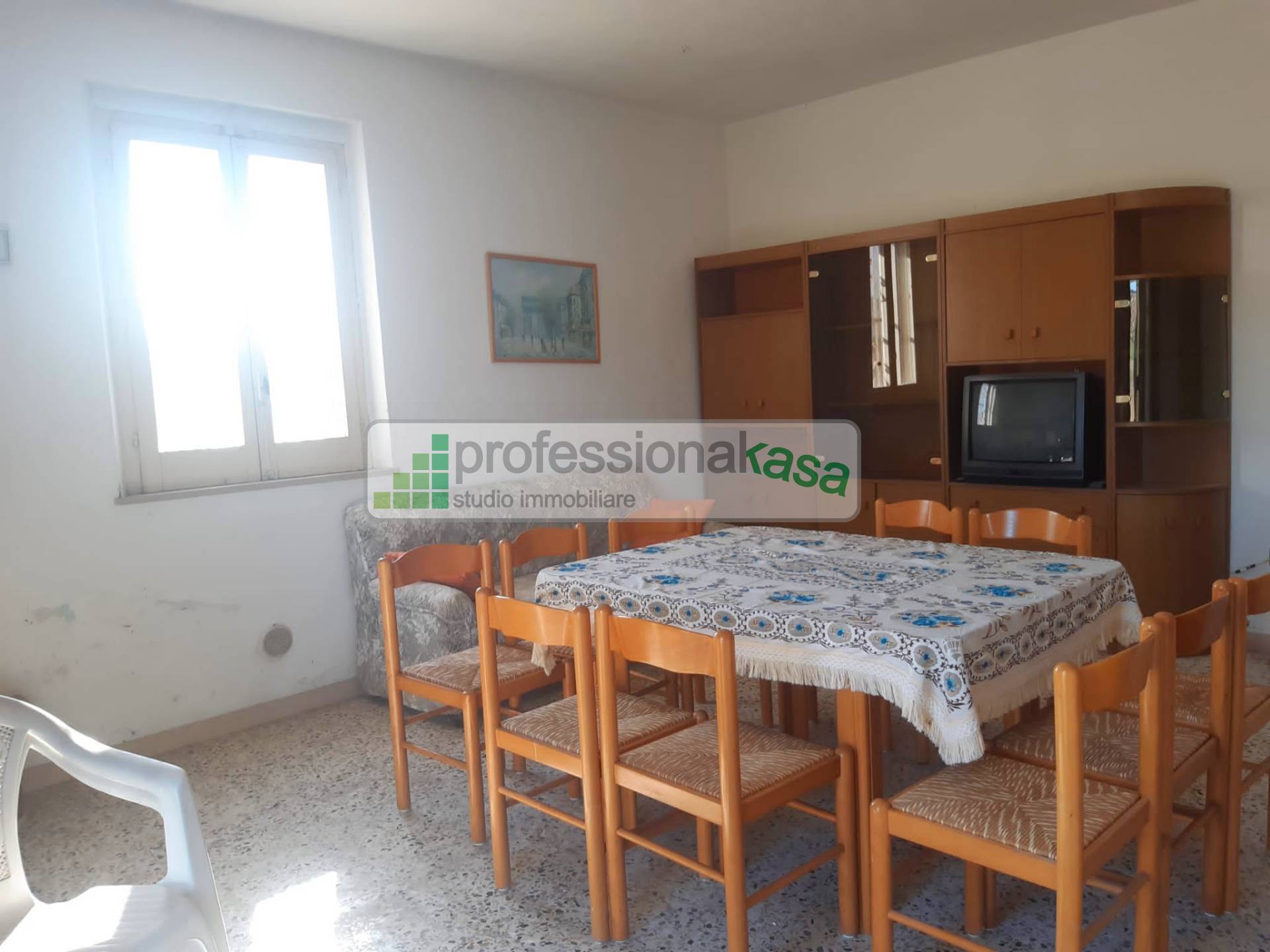 Casa con terreno in vendita a Montenero di Bisaccia