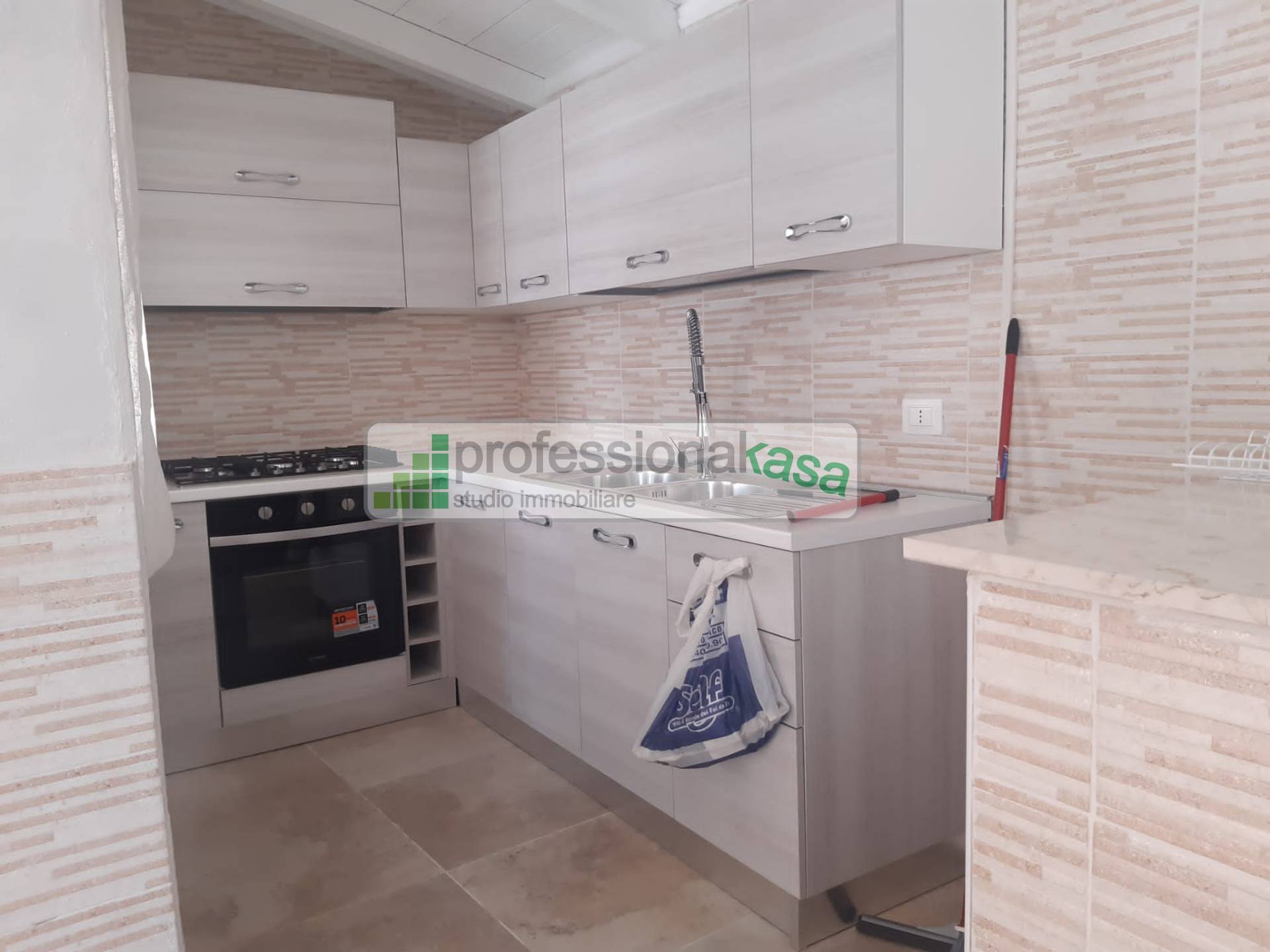 Casa semindipendente in vendita a Vasto, 5 Vasto Nord