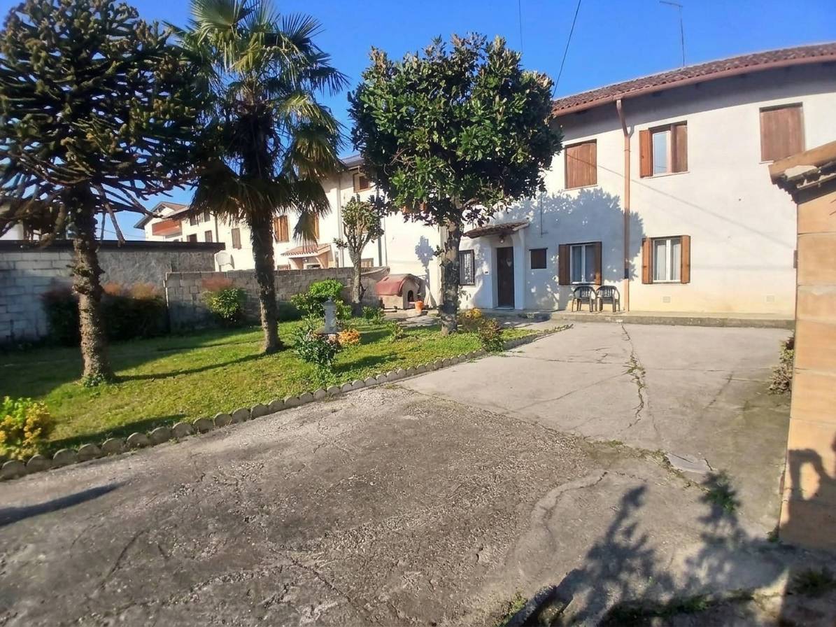 Rustico in vendita a Bicinicco, Felettis