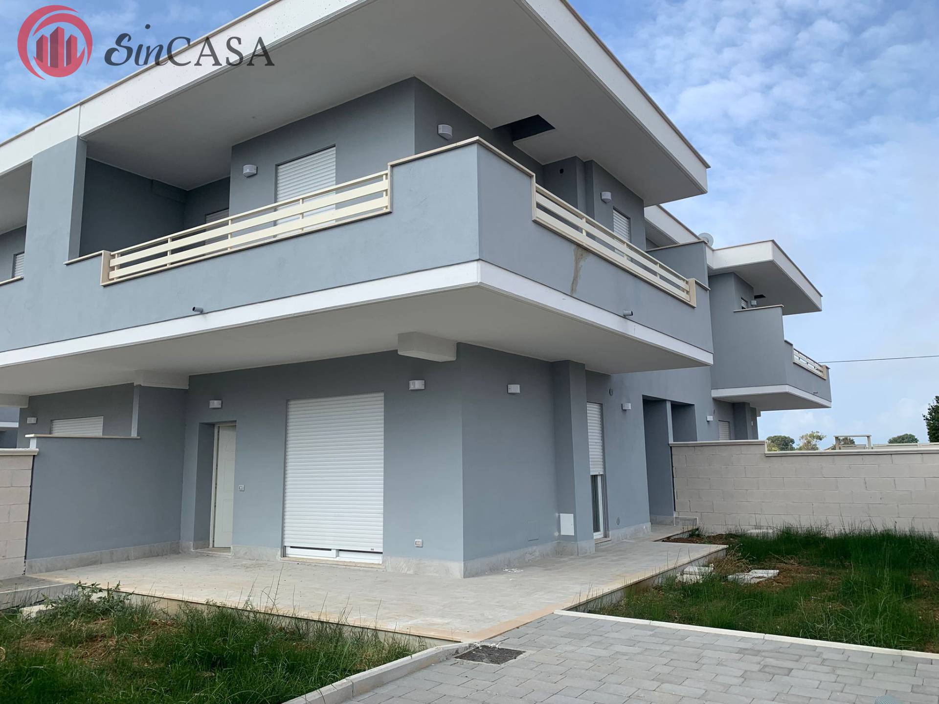 villa quadrifamiliare in vendita a Ladispoli