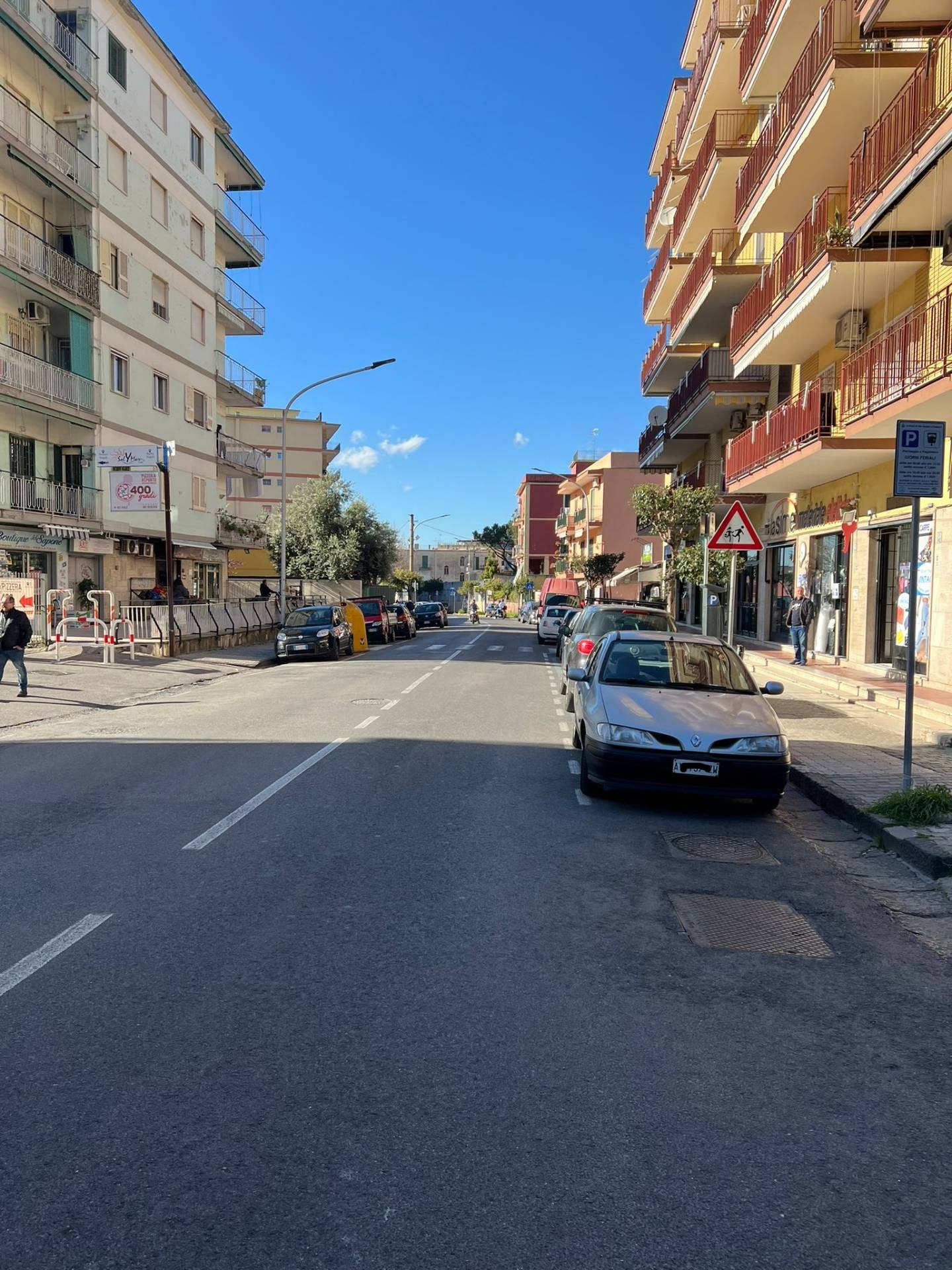 Deposito in vendita a San Giorgio a Cremano