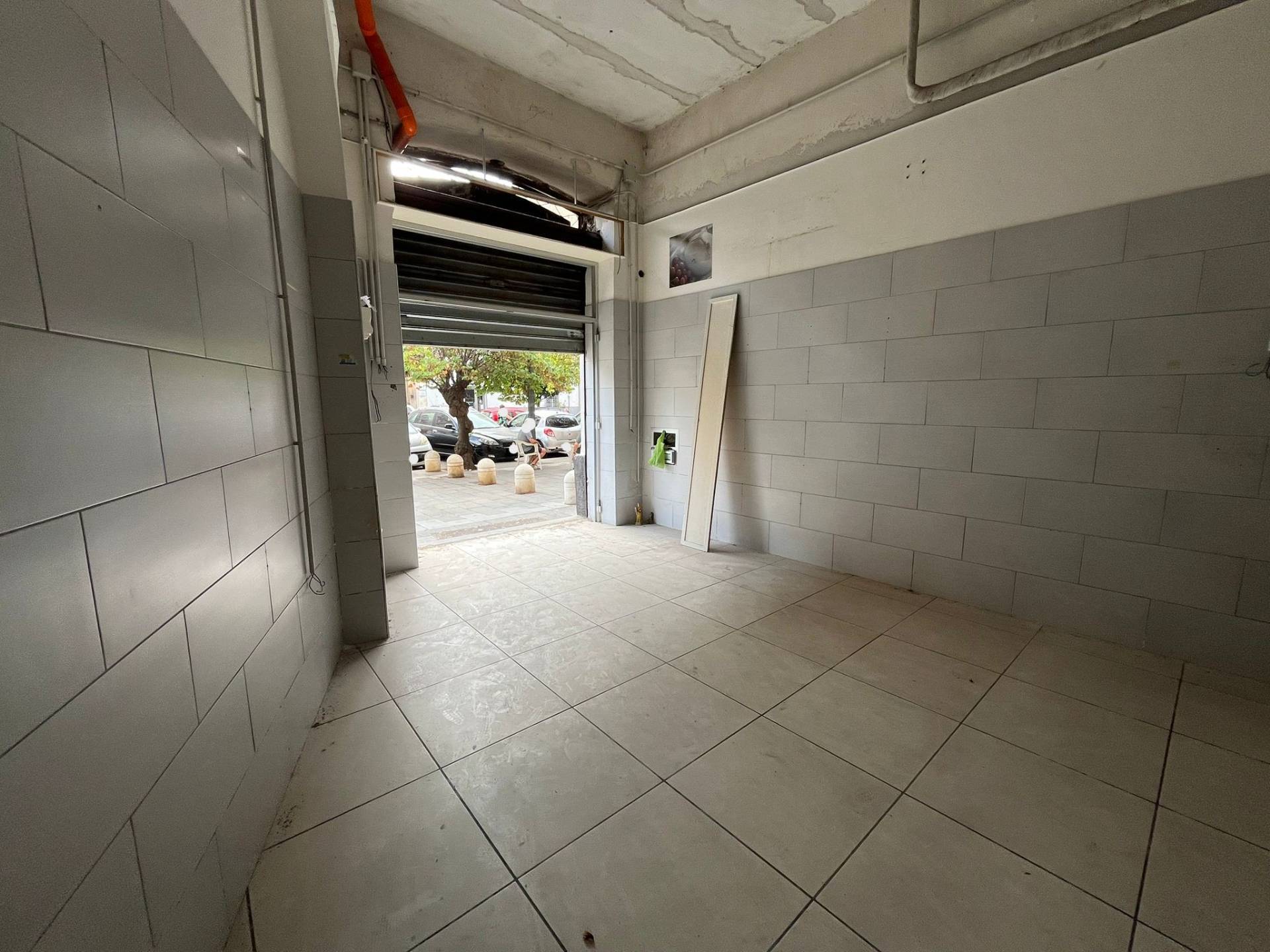 Negozio in affitto a Napoli, Ponticelli