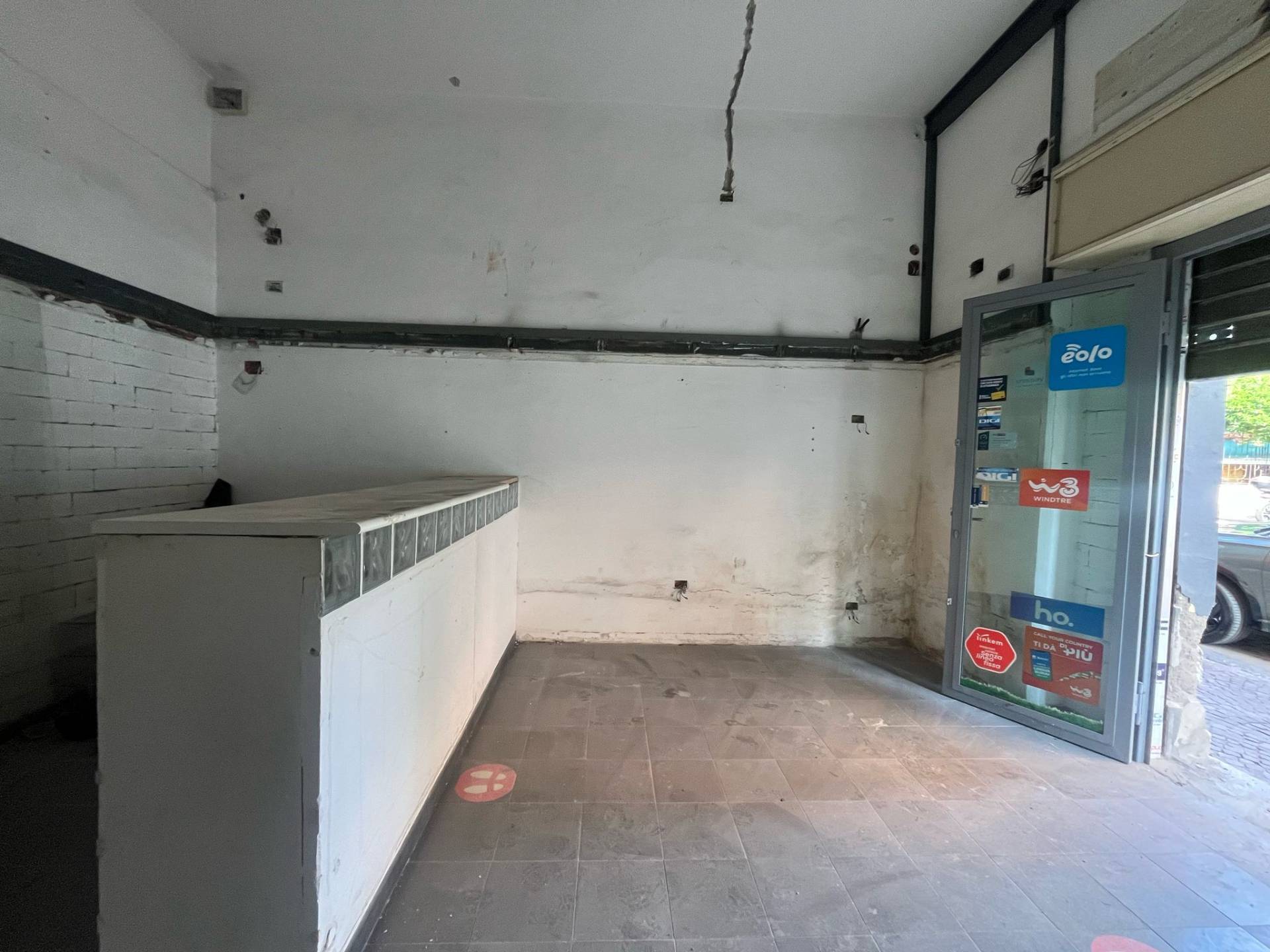 Negozio in affitto a San Giorgio a Cremano