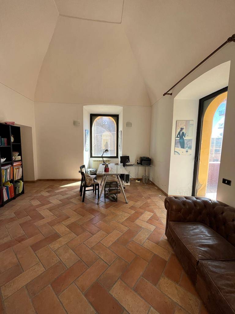 Loft - openspace in vendita a San Giorgio a Cremano
