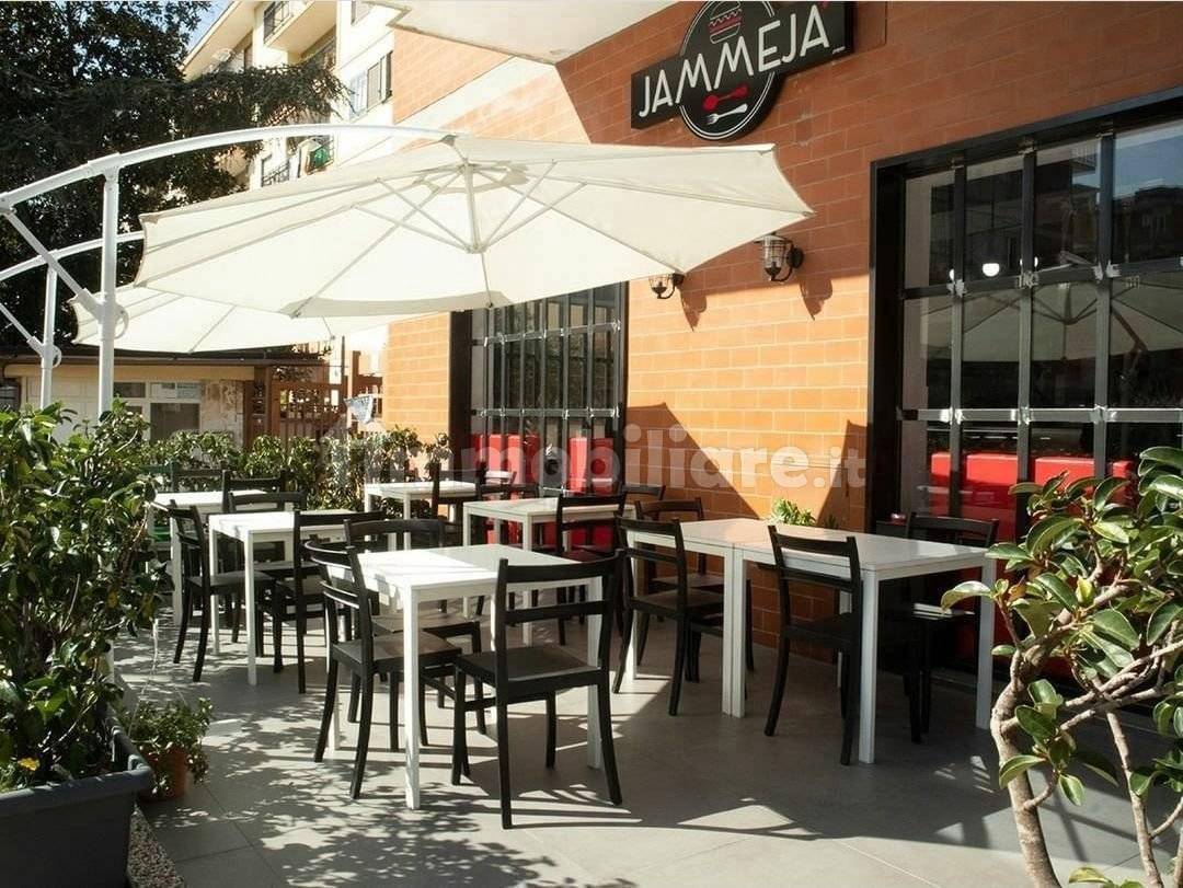 Locale commerciale in affitto a San Giorgio a Cremano