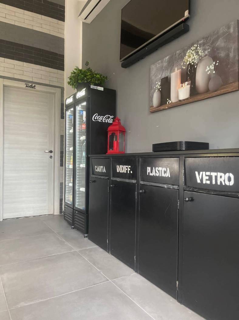 Locale commerciale in affitto a San Giorgio a Cremano