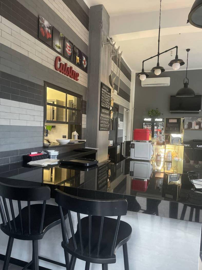 Locale commerciale in affitto a San Giorgio a Cremano