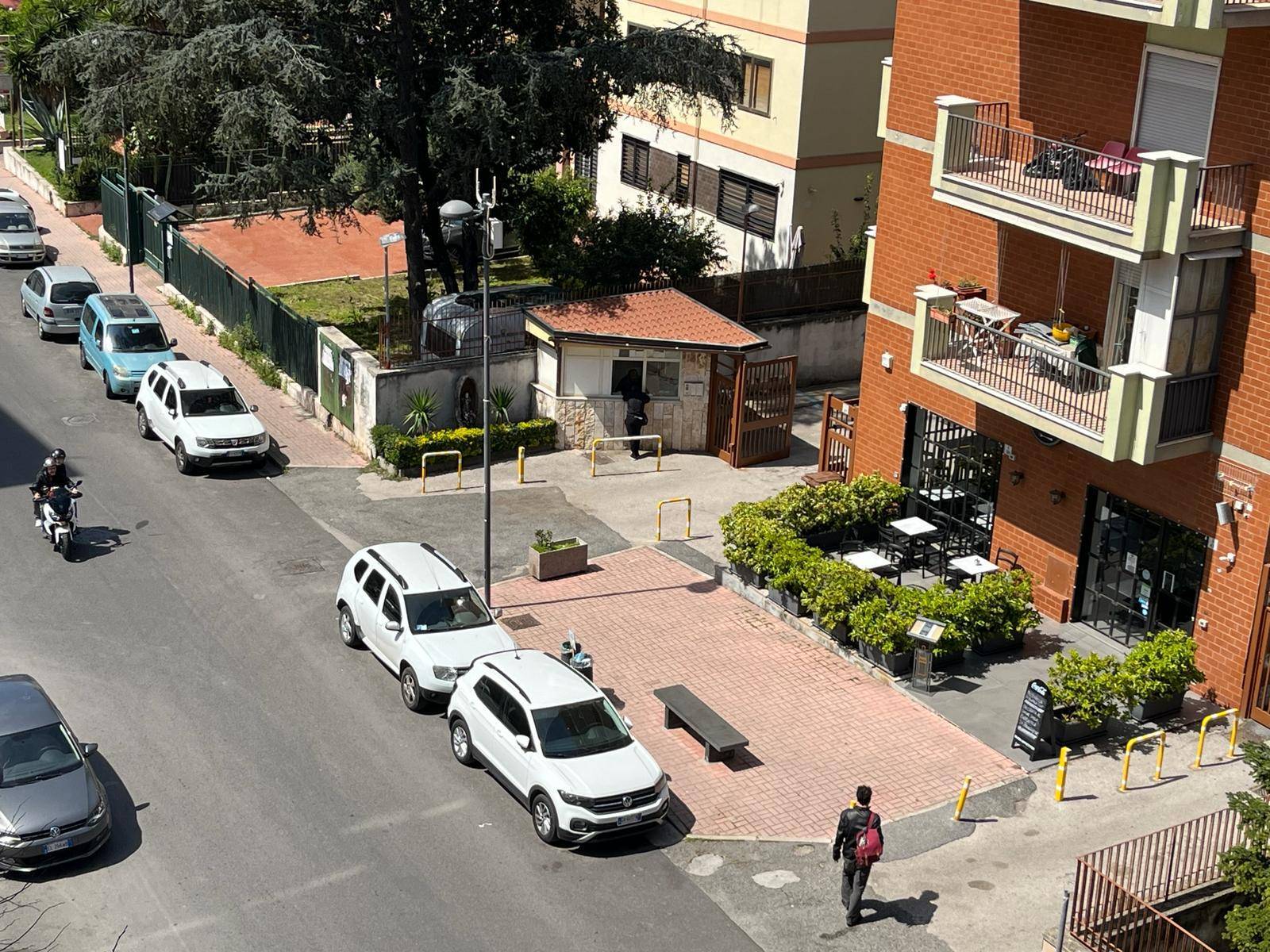 Locale commerciale in affitto a San Giorgio a Cremano