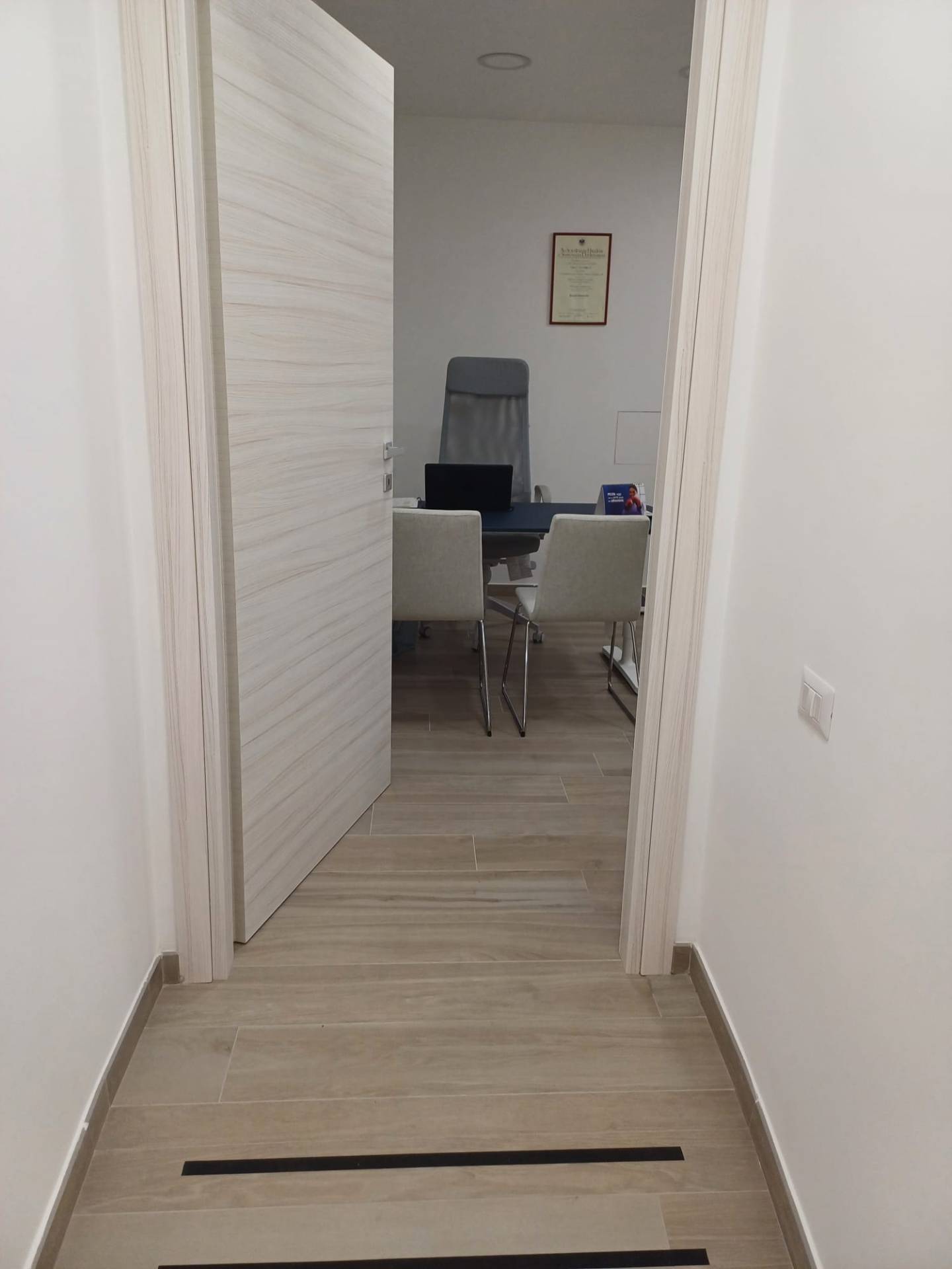 Ufficio in affitto a Napoli, Vomero