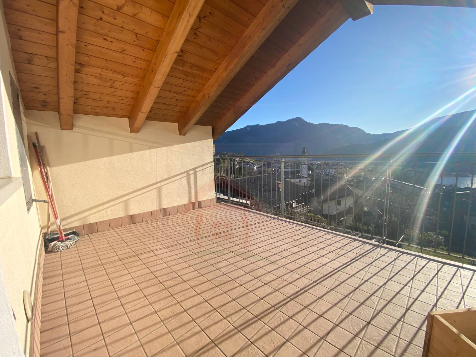 Appartamento in vendita a Tenna