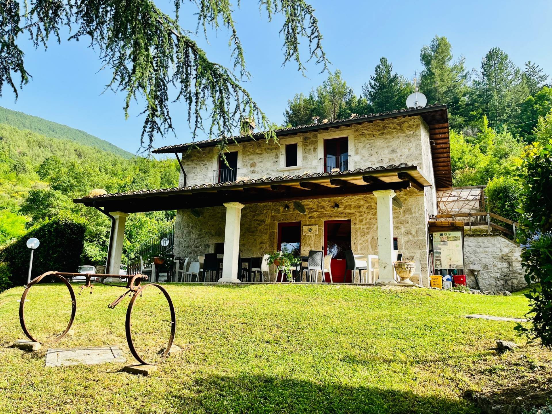Casa indipendente in vendita, Ascoli Piceno castel trosino