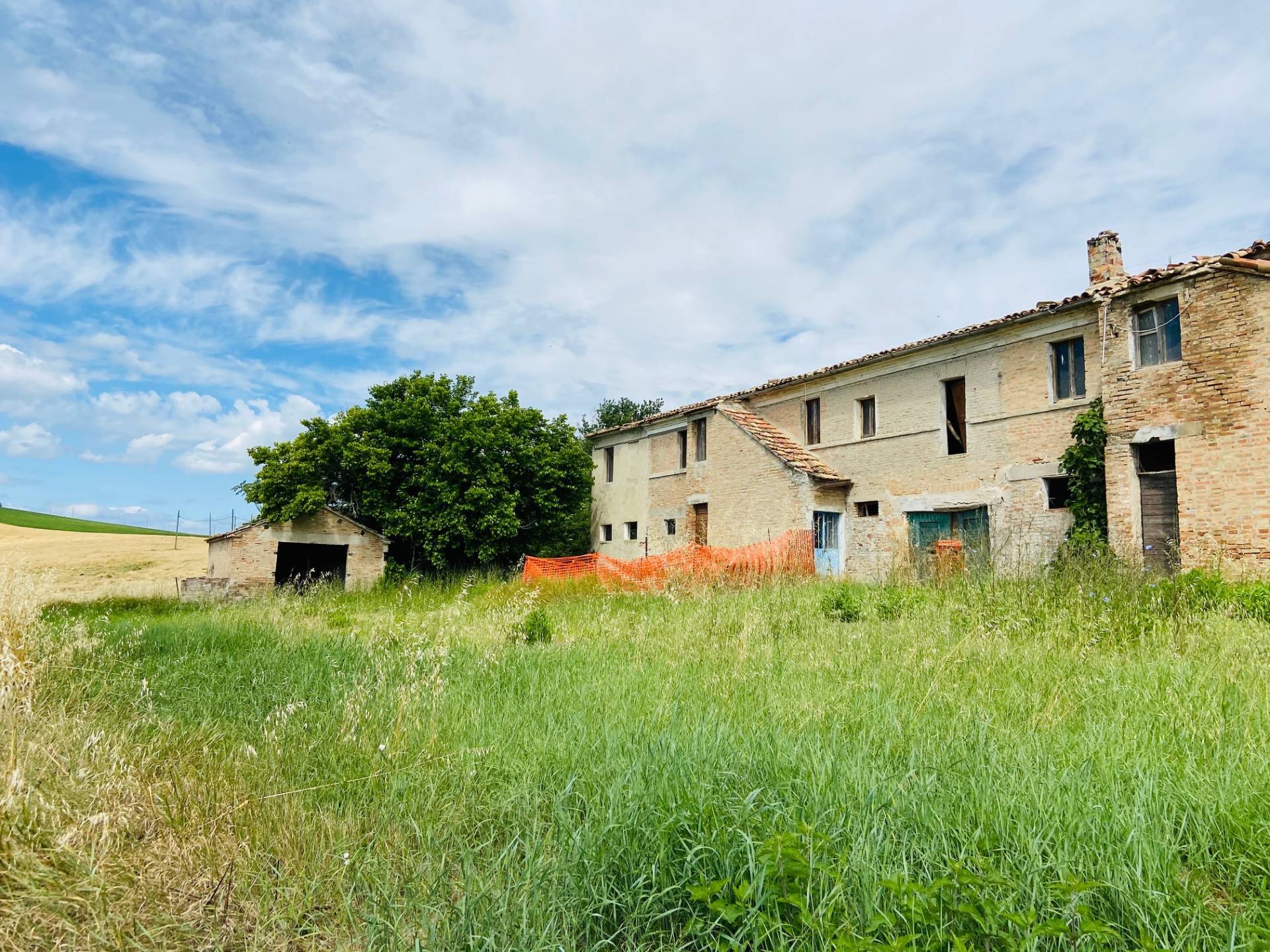 Casolare in vendita a Belvedere Ostrense