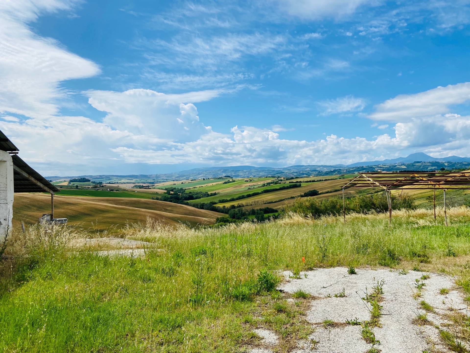 Casolare in vendita a Belvedere Ostrense