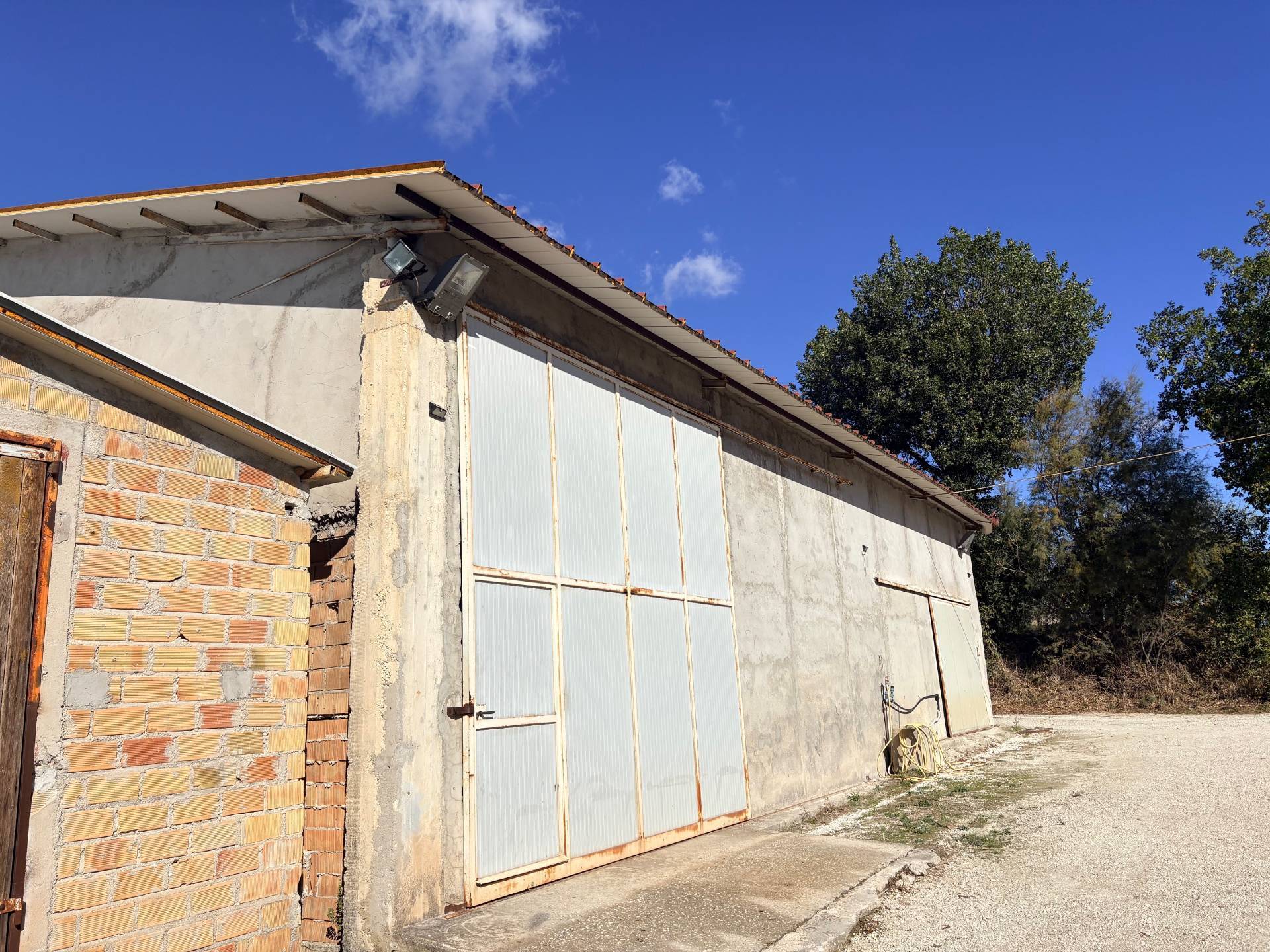 Casolare in vendita a Belvedere Ostrense