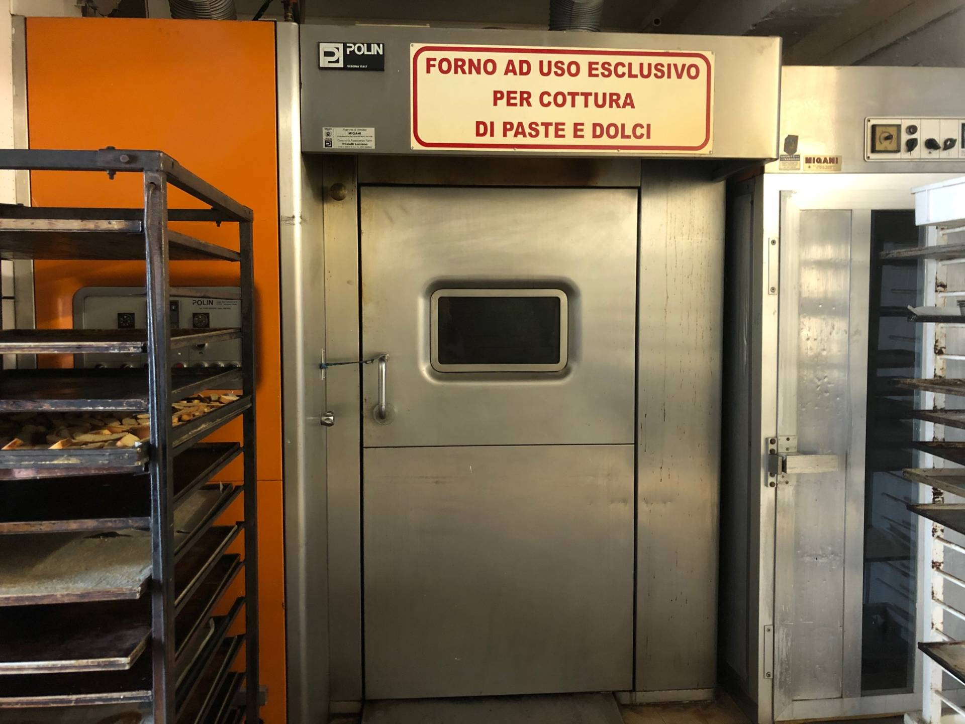 Laboratorio/capannone industriale in vendita a Montemarciano, Marina di Montemarciano