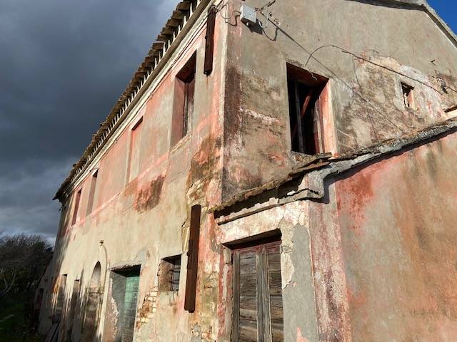 Rustico in vendita a Belvedere Ostrense