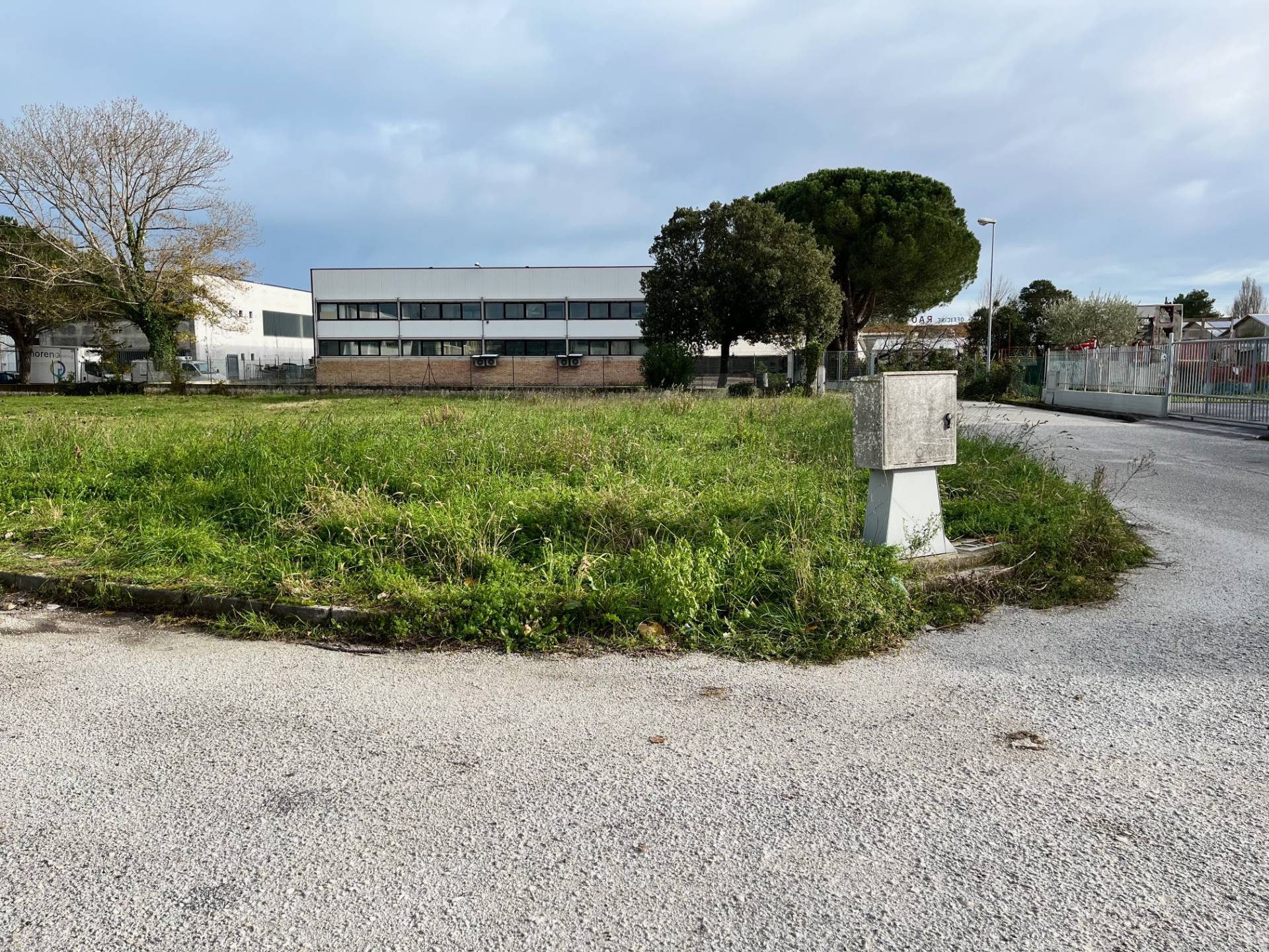 Terreno edificabile in vendita a Montemarciano, Marina di Montemarciano