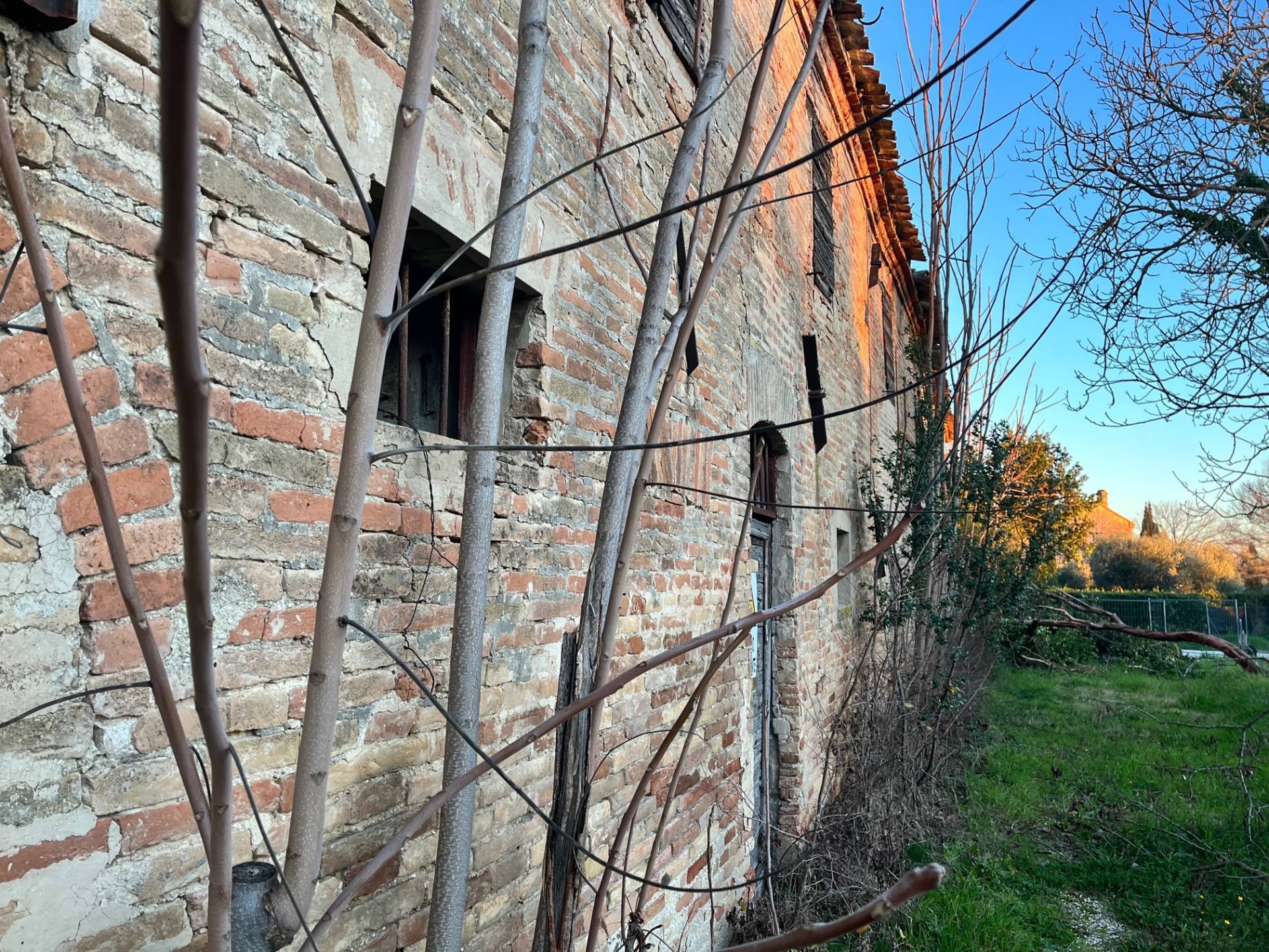 Casolare in vendita a Monte San Vito, Santa Lucia
