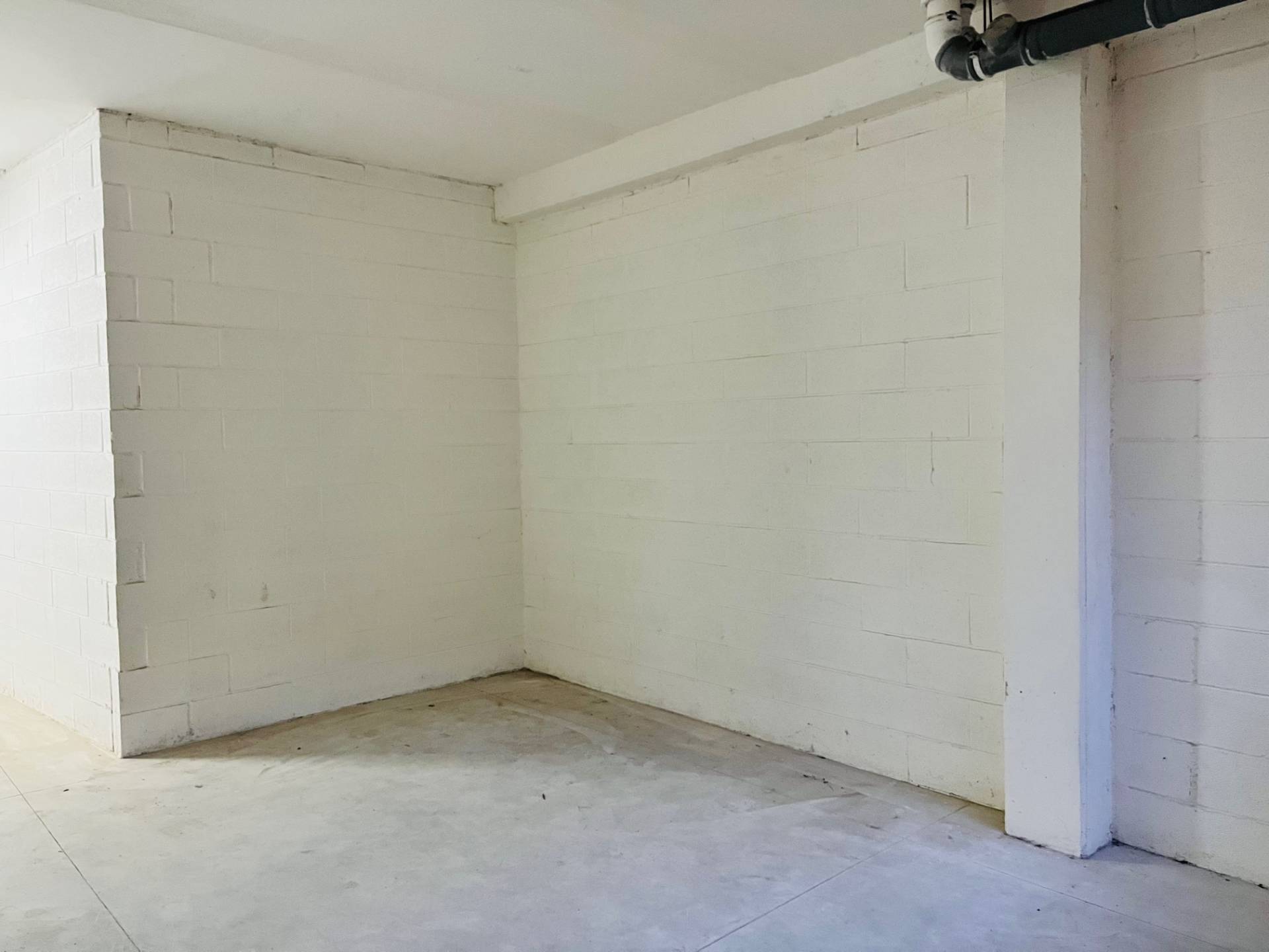 Box o garage in vendita a Montemarciano