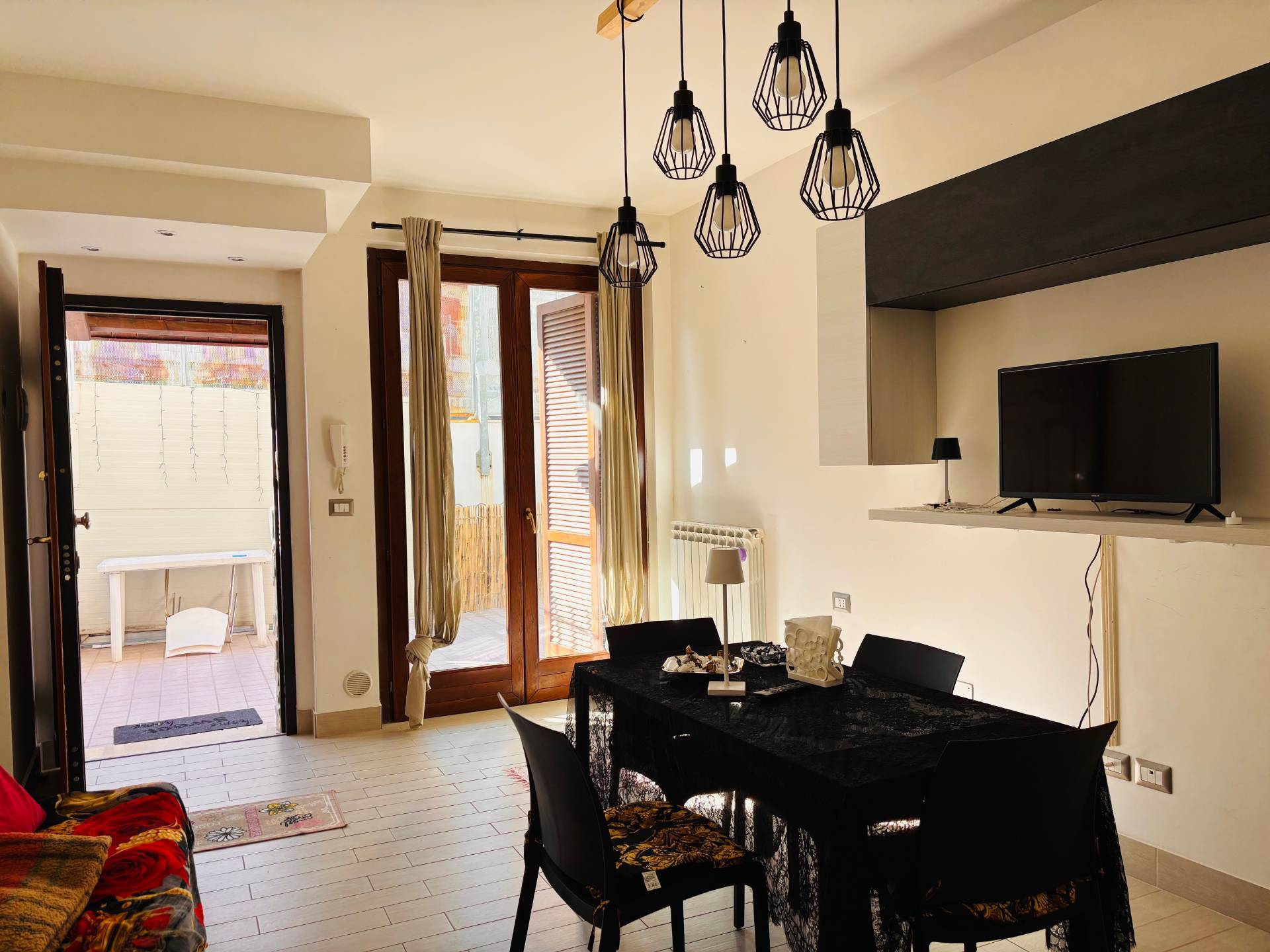 Appartamento in vendita a Falconara Marittima