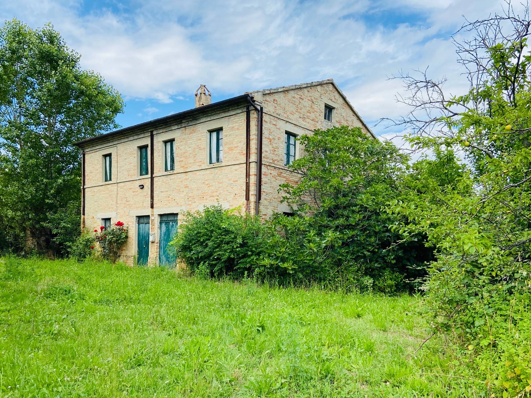 Rustico in vendita a Belvedere Ostrense