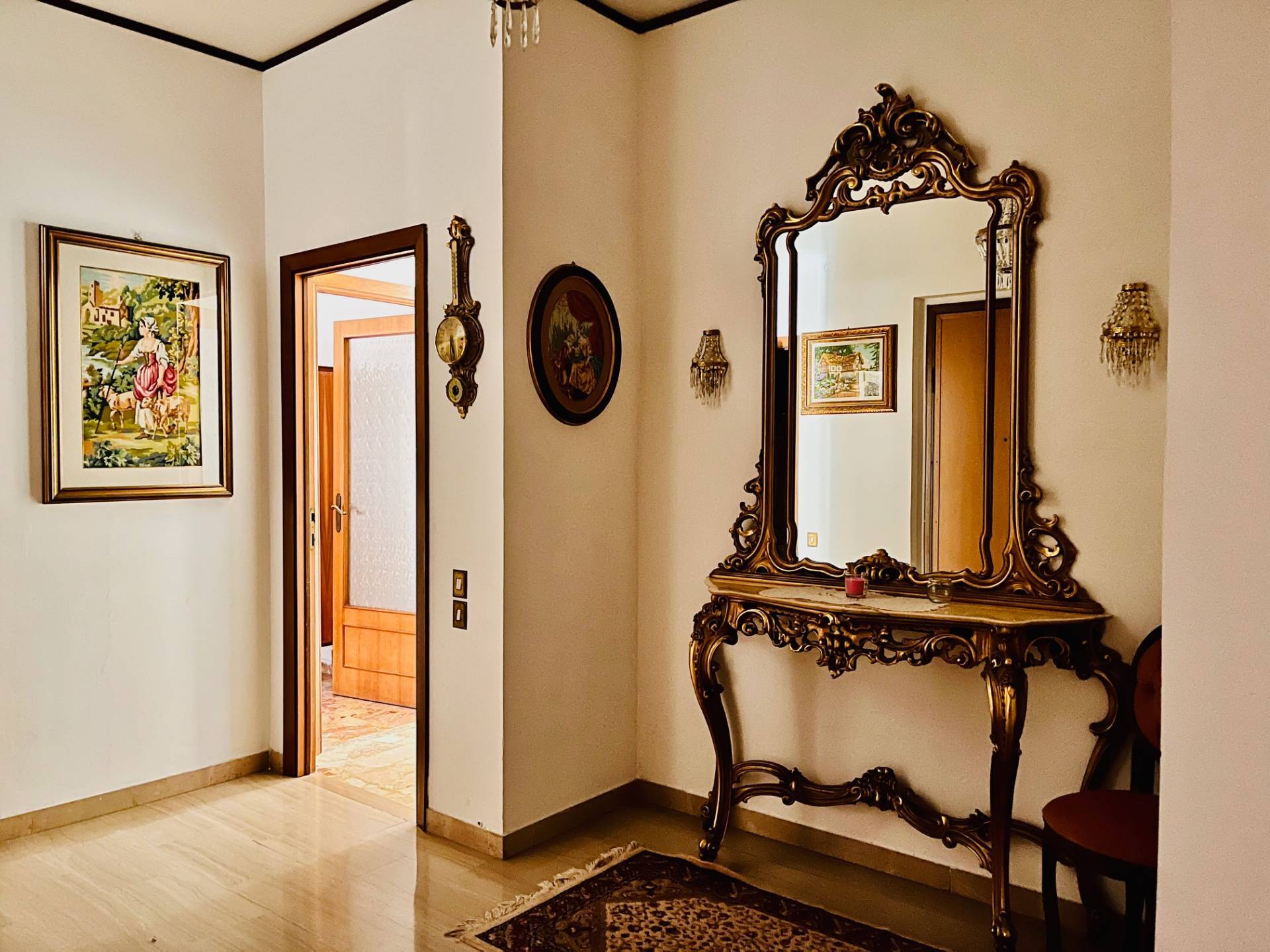 Appartamento in vendita a Ancona