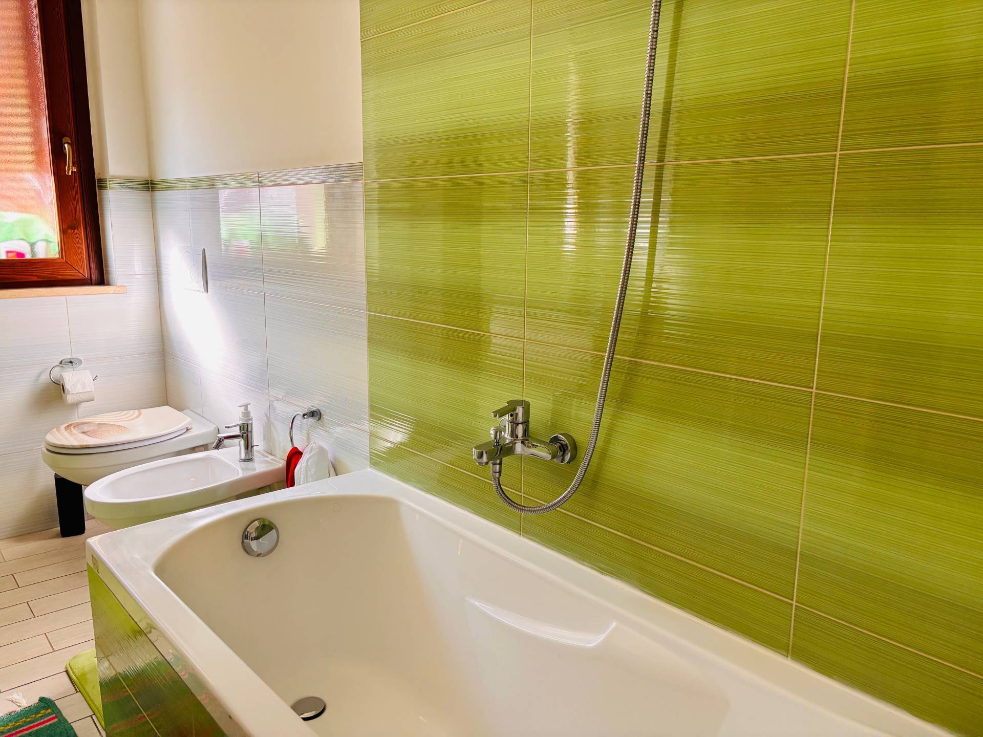 Appartamento in vendita a Falconara Marittima