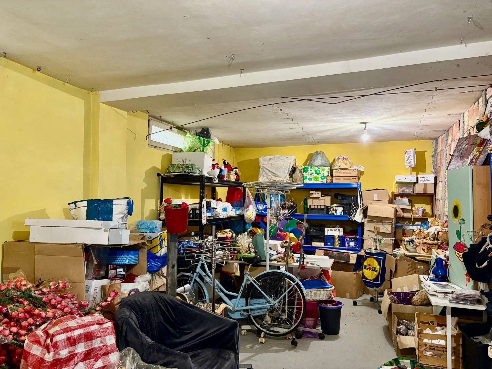 Box o garage in vendita a Montemarciano, Marina di Montemarciano