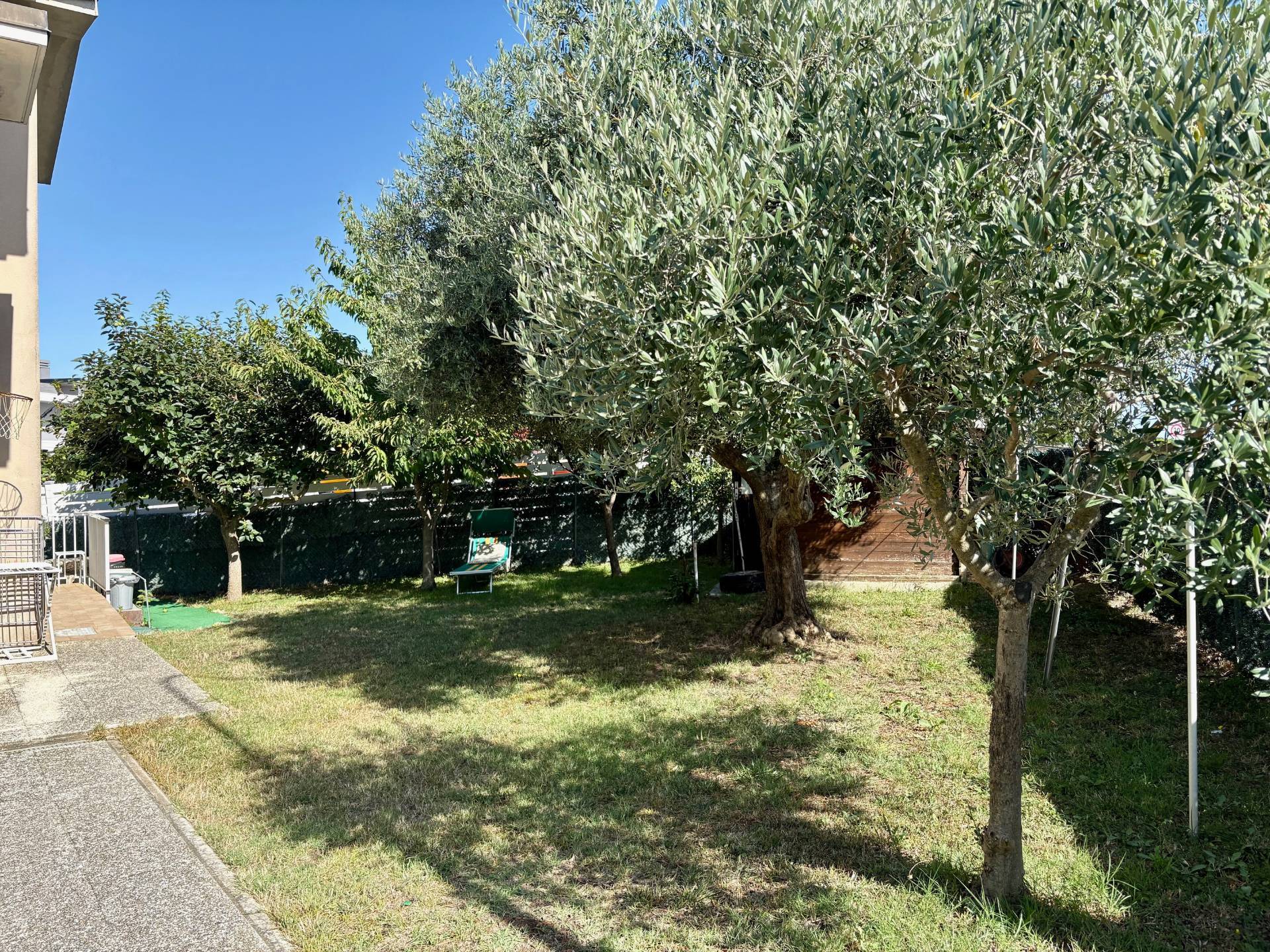 Casa a schiera indipendente in vendita a Montemarciano