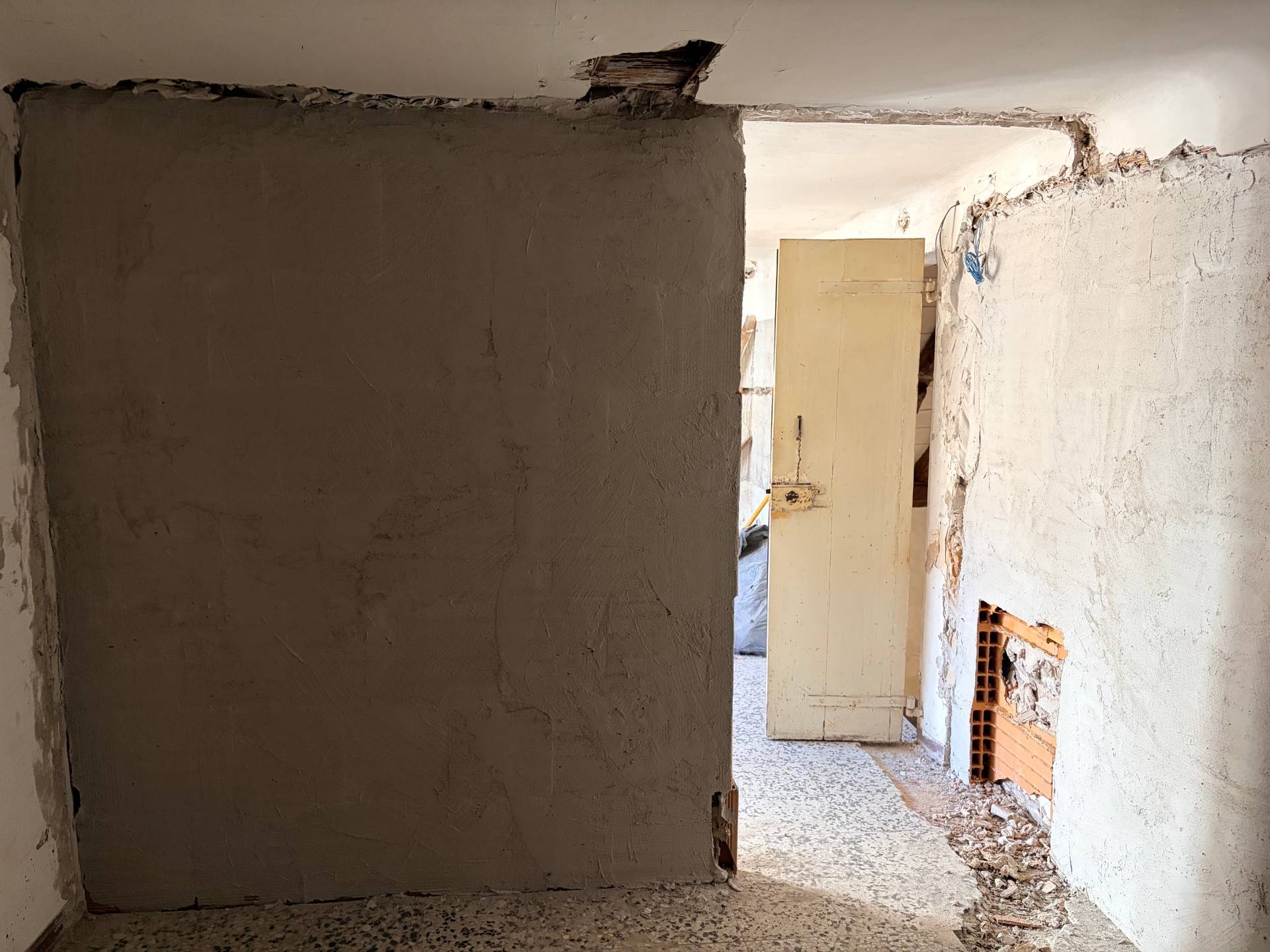 3 appartamenti e garage in vendita a Falconara Marittima