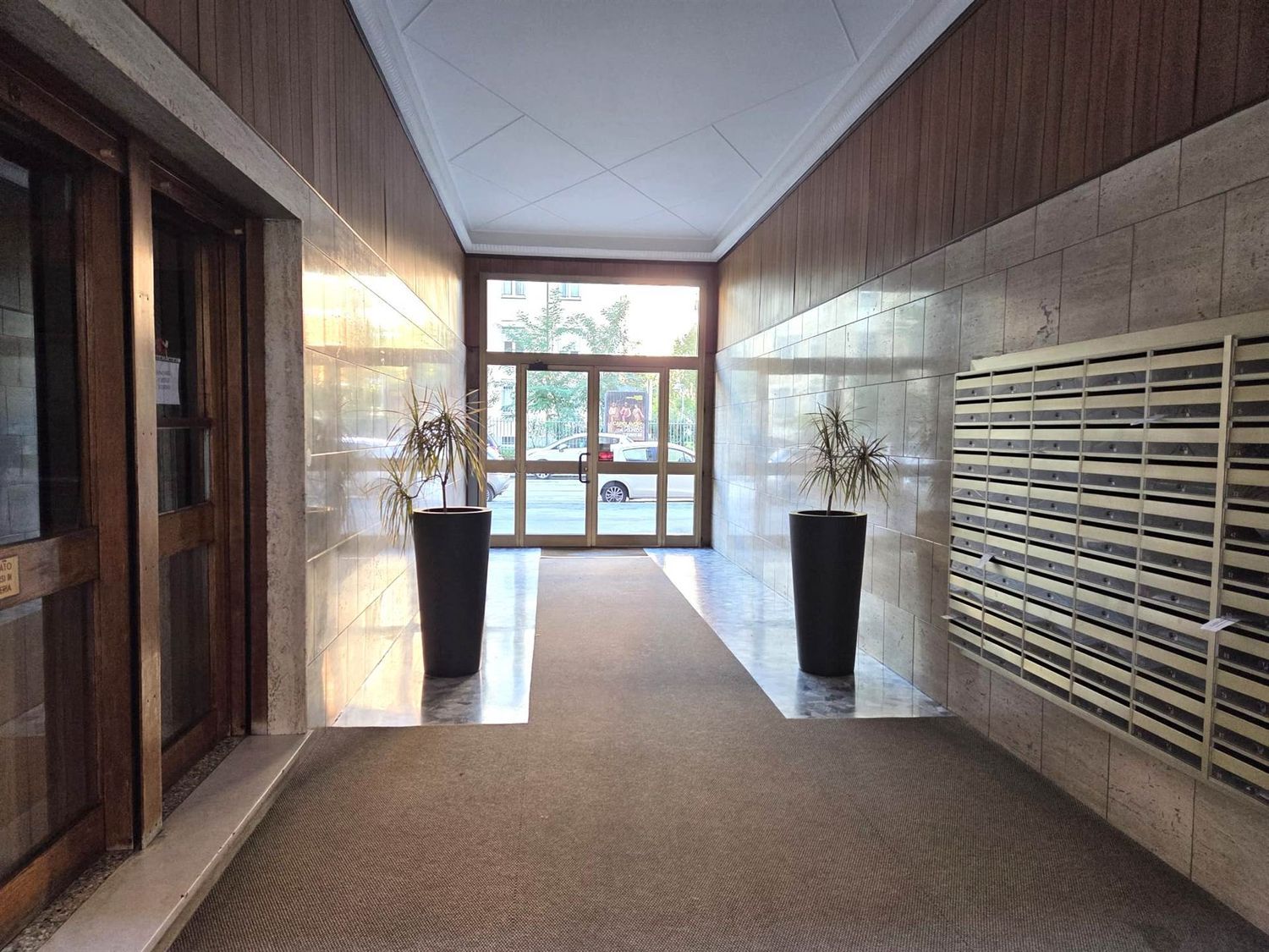 Bilocale in vendita in viale giovanni suzzani 92, Milano