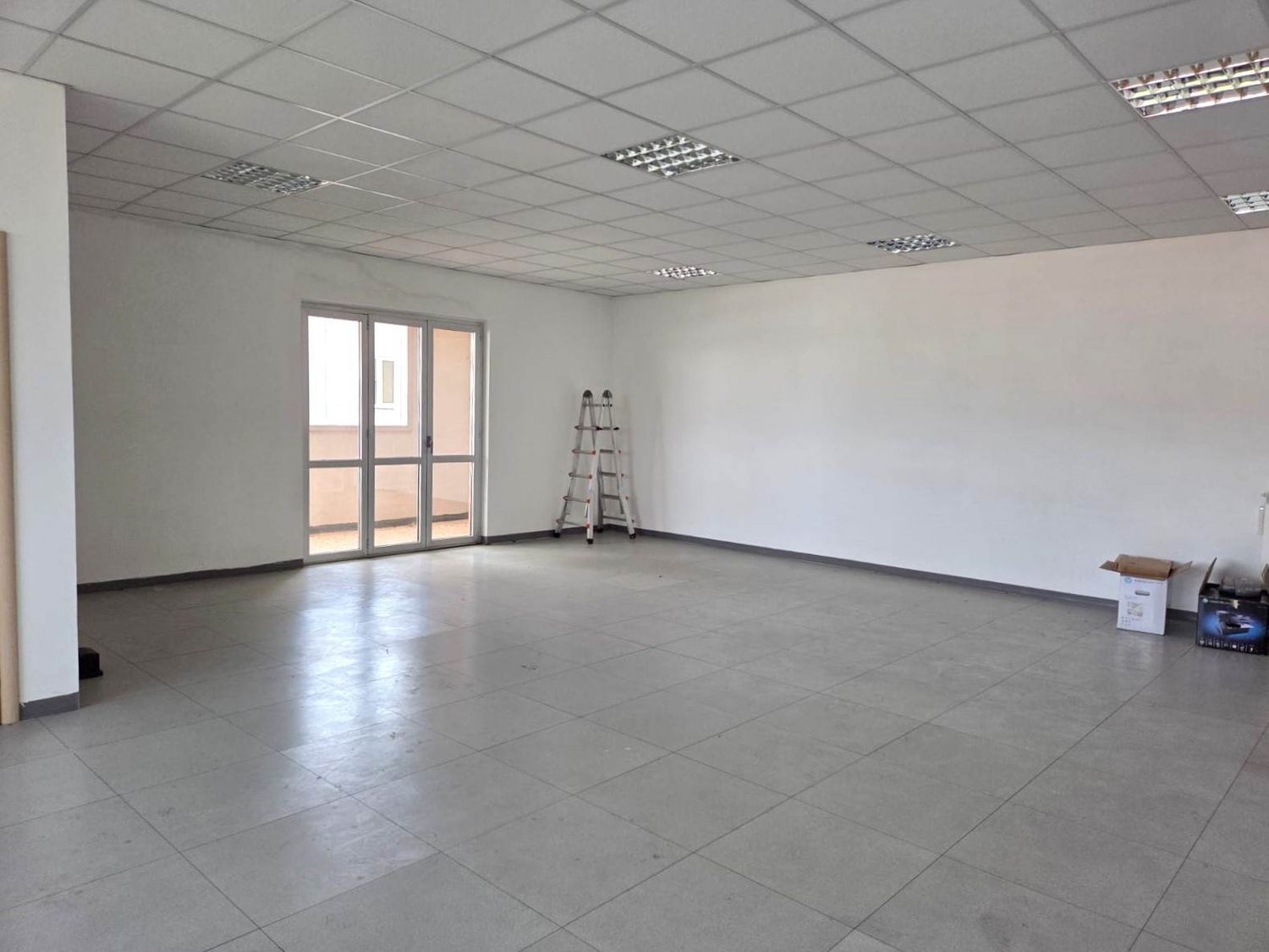 Ufficio in affitto in via valdossola 3, Vimercate