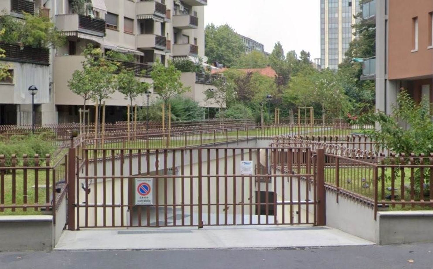 Box/Garage 13mq in vendita in via xxiv maggio 1, Sesto San Giovanni