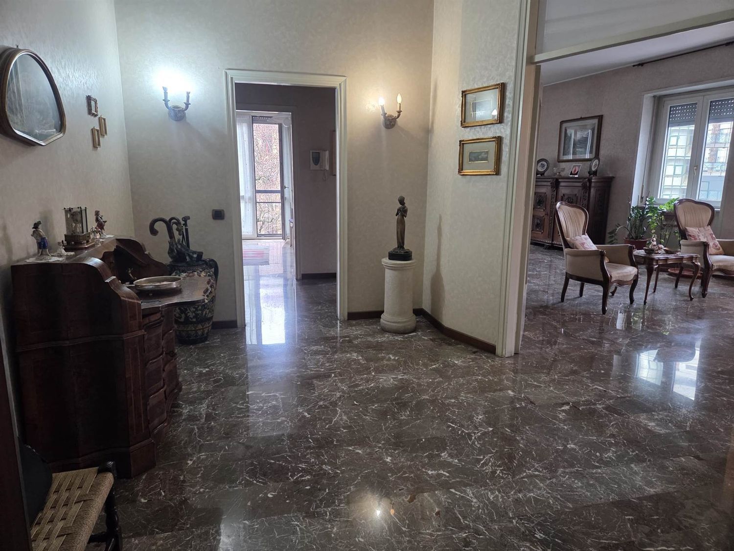 Quadrilocale in vendita in piazza sesia davide 2, Milano