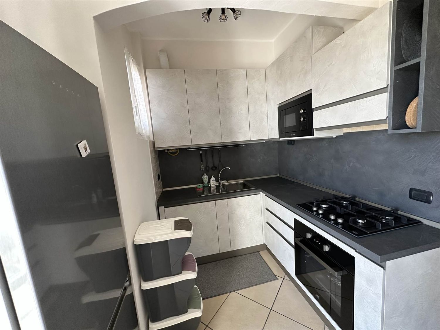 Trilocale in affitto in via amerigo vespucci 25, Monza